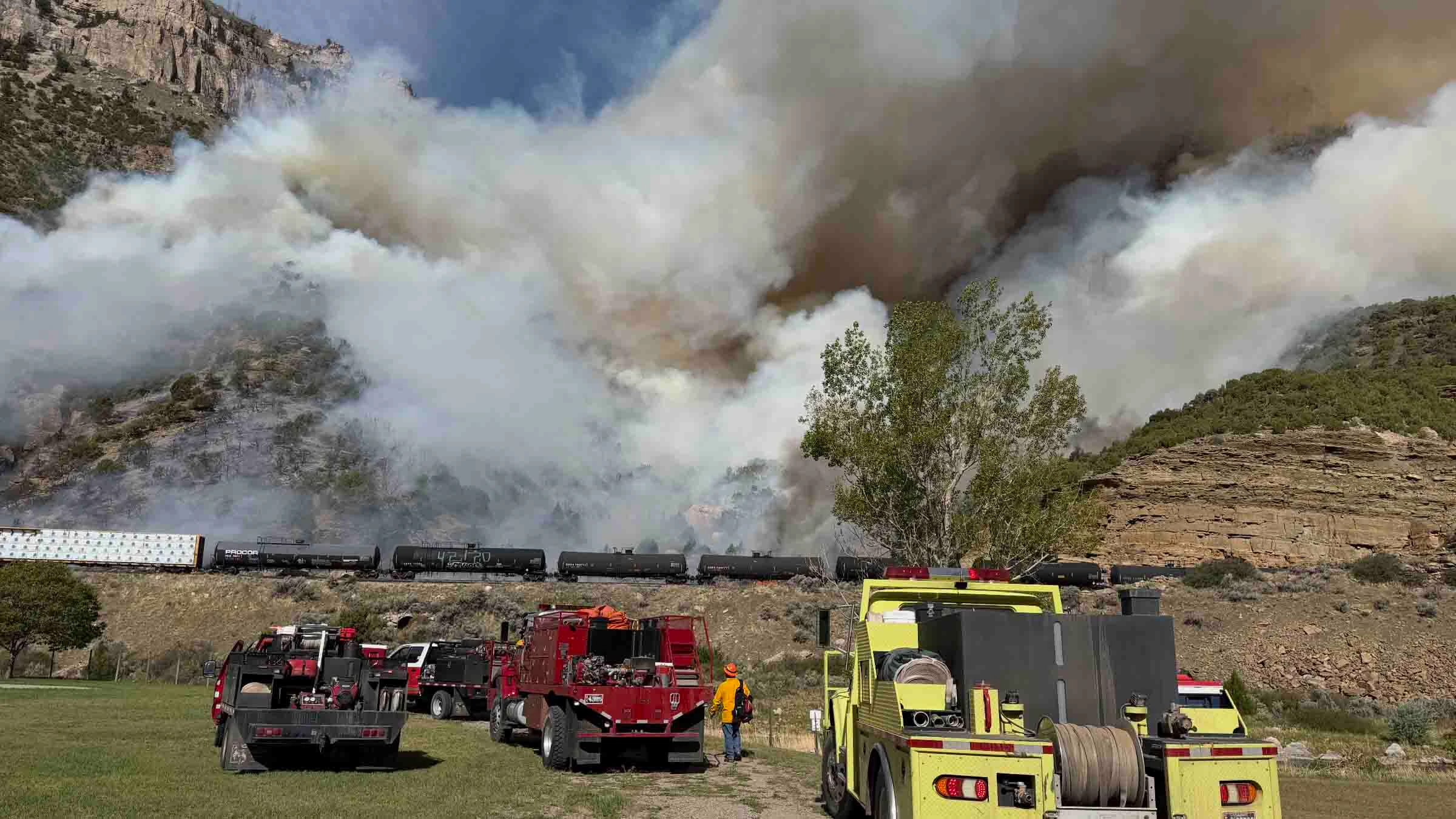 A wildfire started Saturday morning on the western side of the Wind River Canyon right next to the Burlington Northern Santa Fe rail line.