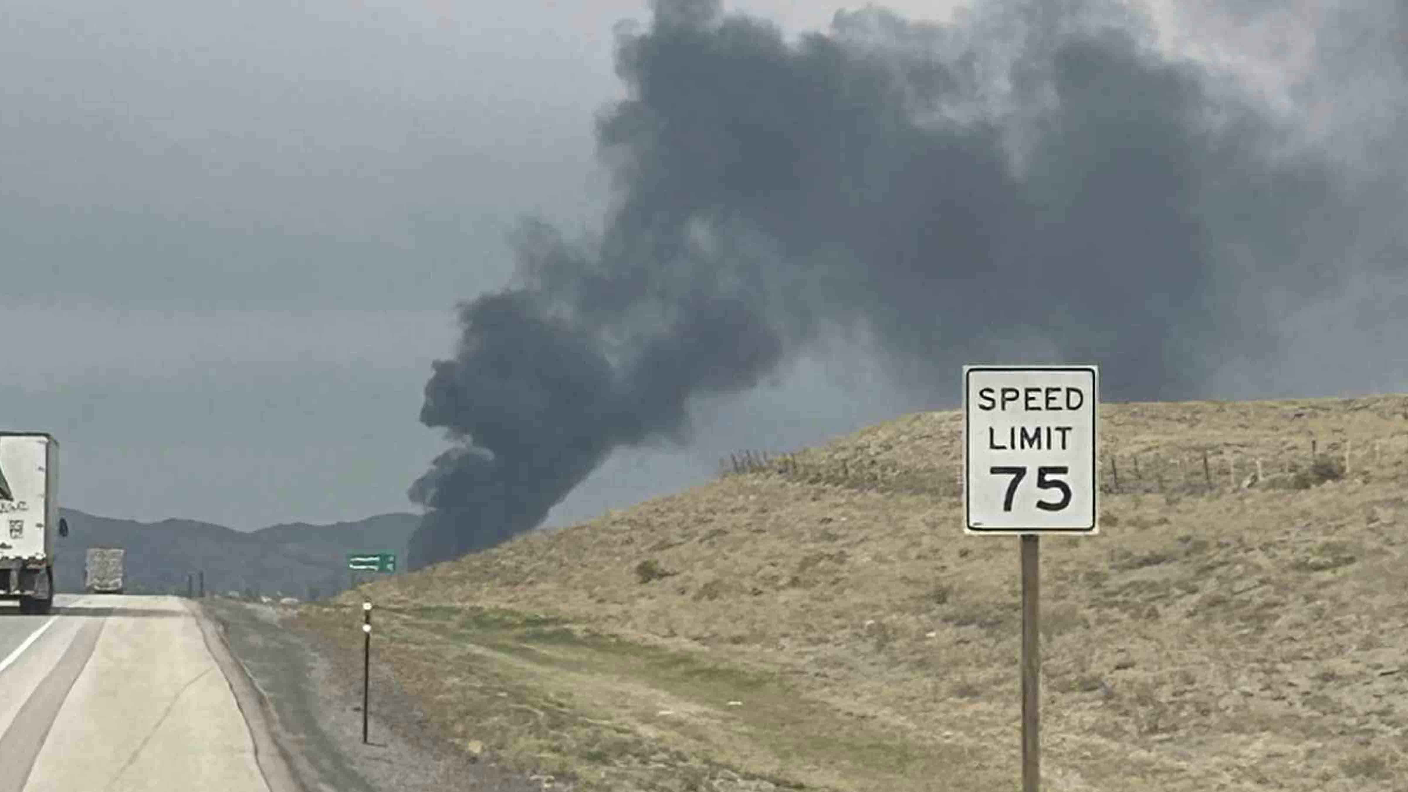 Asphalt tank fire at Sinclair refinery, Sept 20, 2025