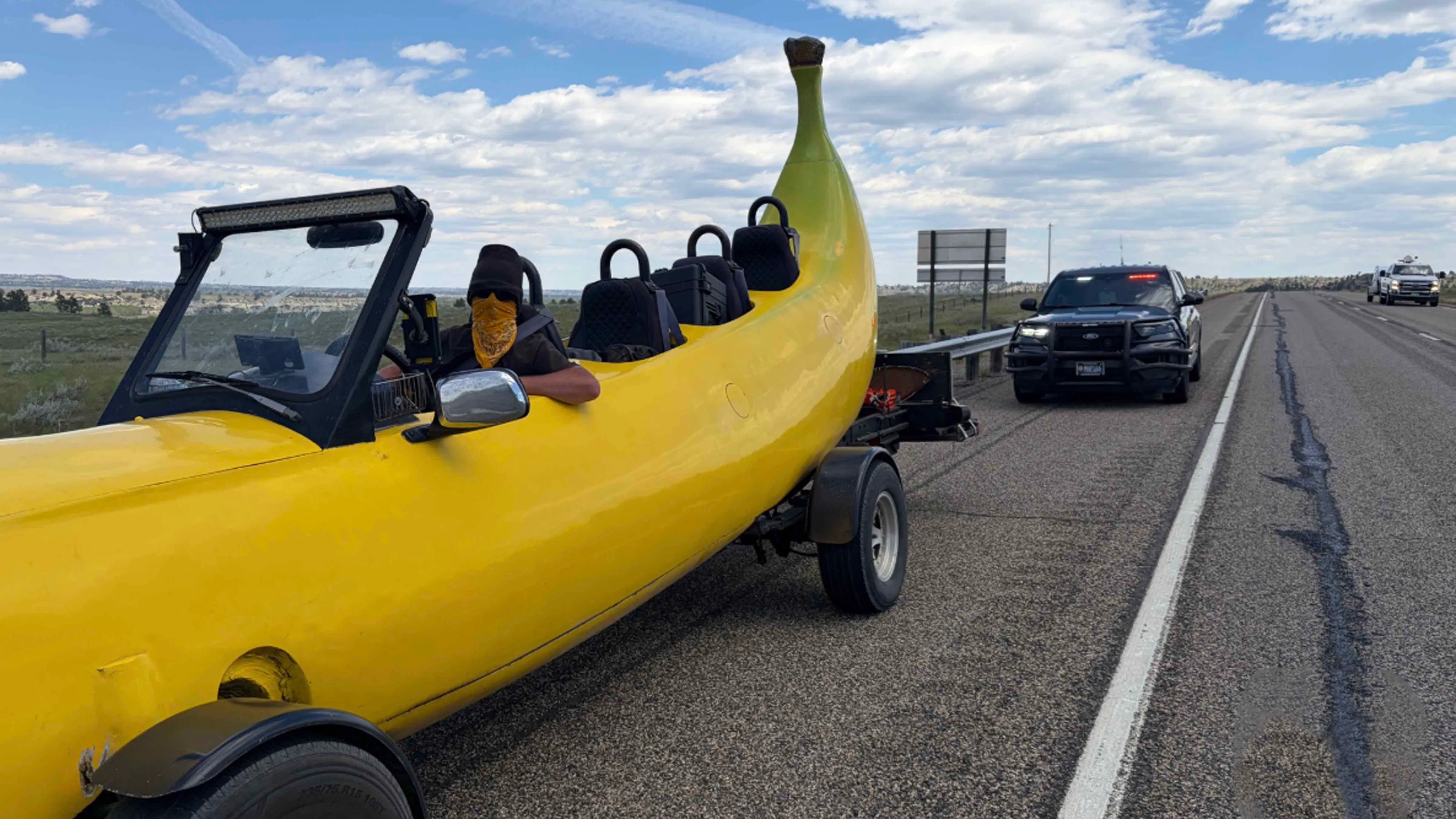 Steve Braithwaite, driver of a 23-foot banana was pulled over in Montana this week