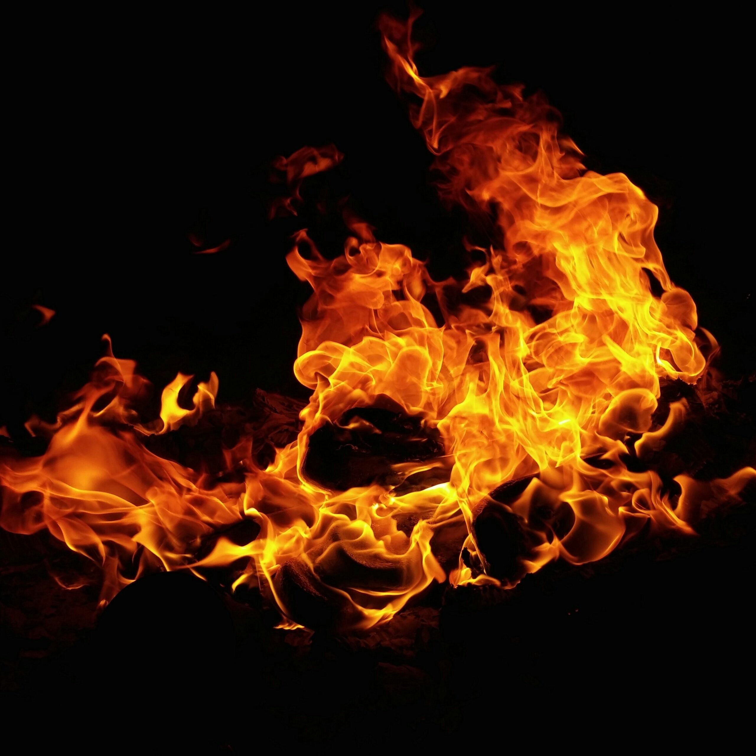 Blaze bonfire burn 672636 scaled