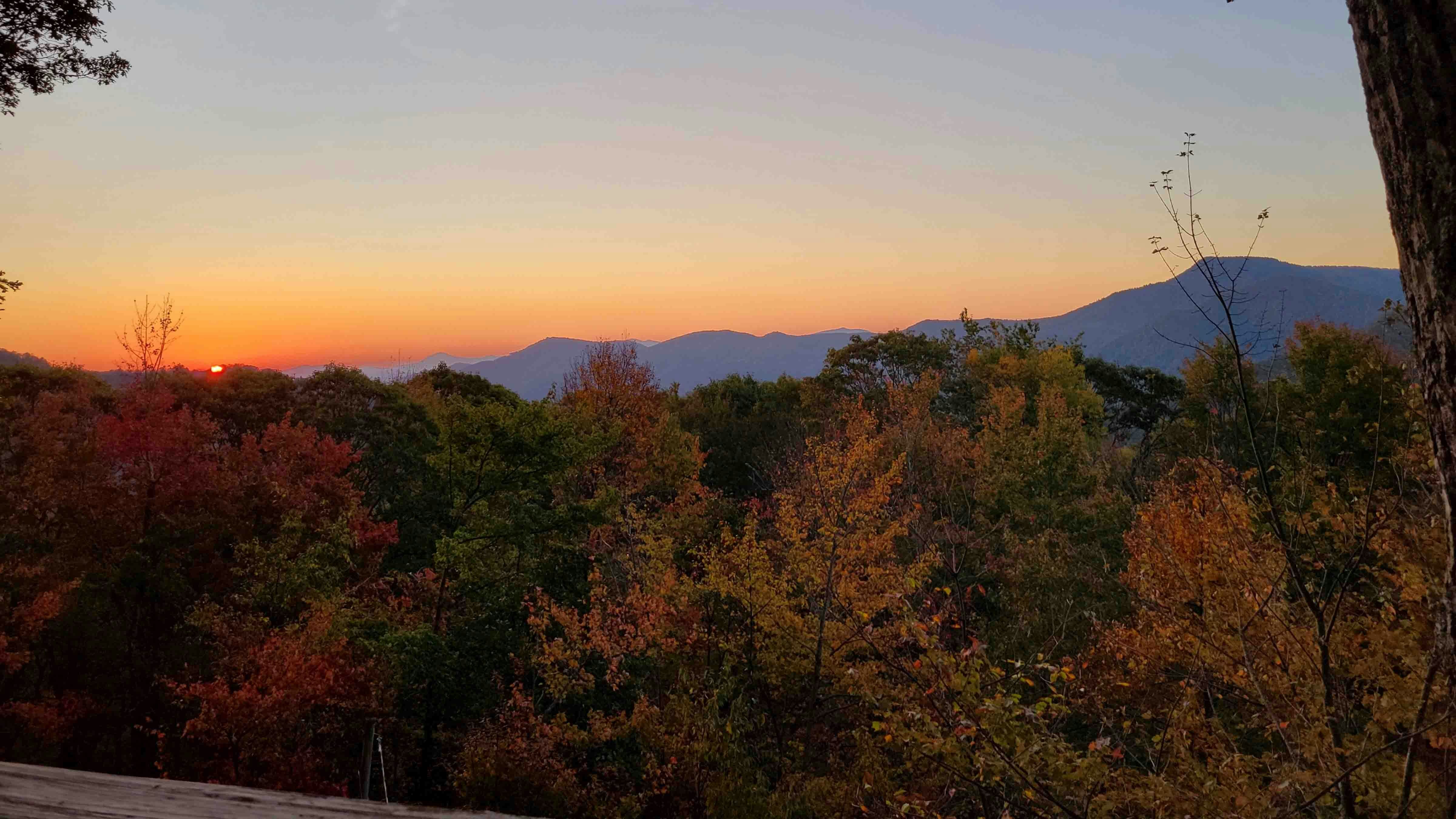 Bonus outside Wyoming sunrise 12 18 24