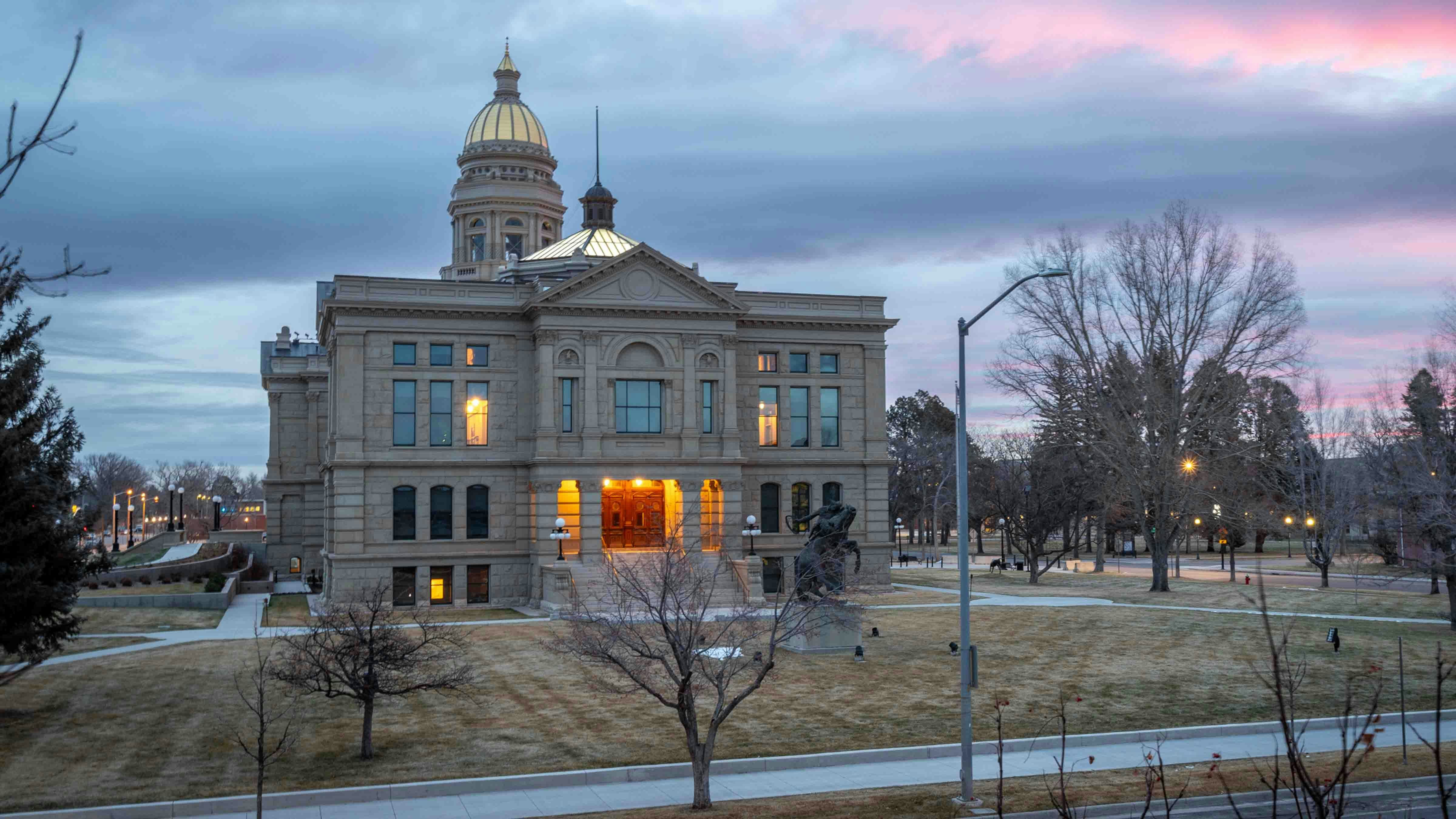 Capitol 1 12 24