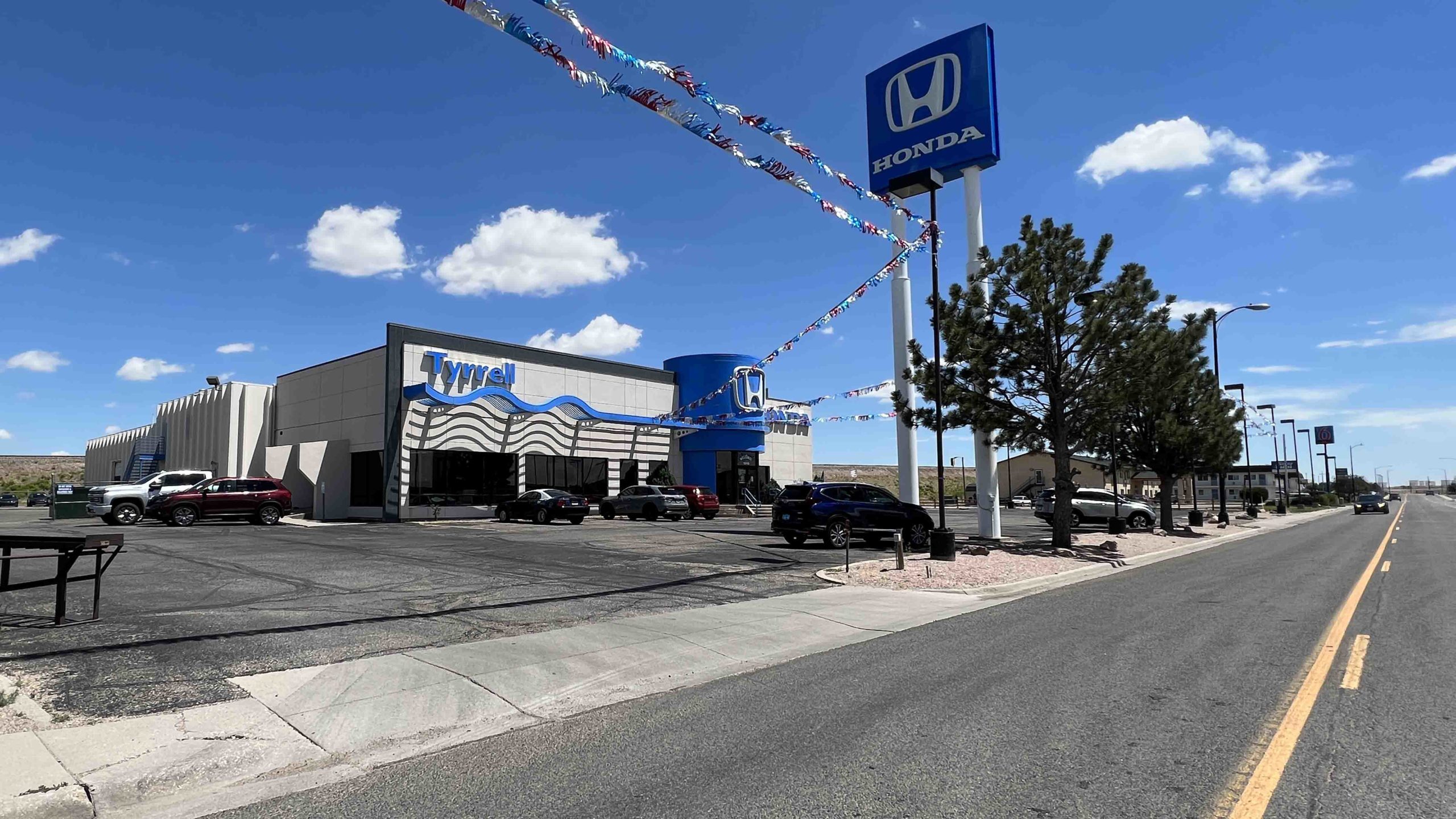 Car dealership 7 1 22 scaled