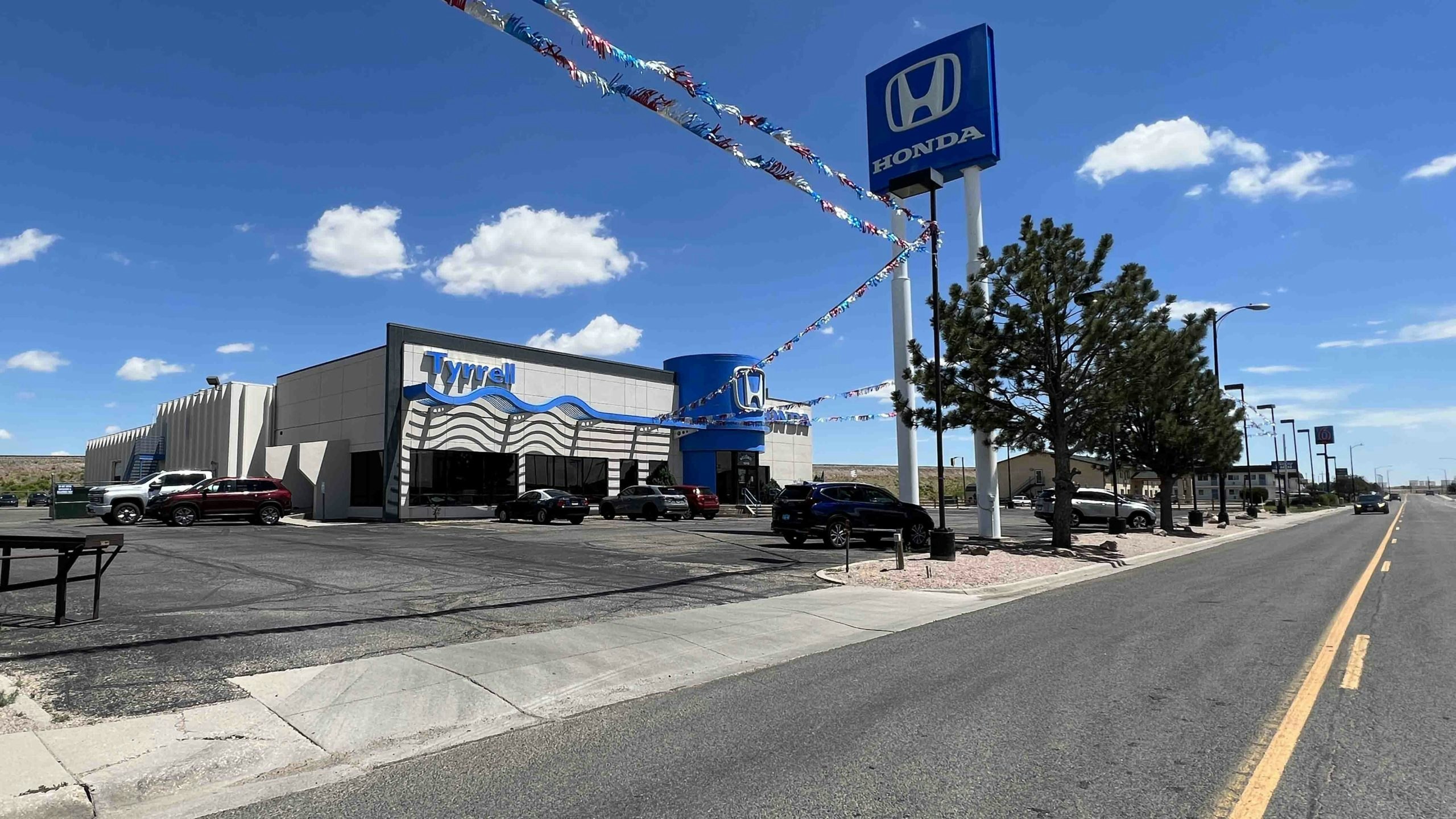 Car dealership 7 1 22 scaled