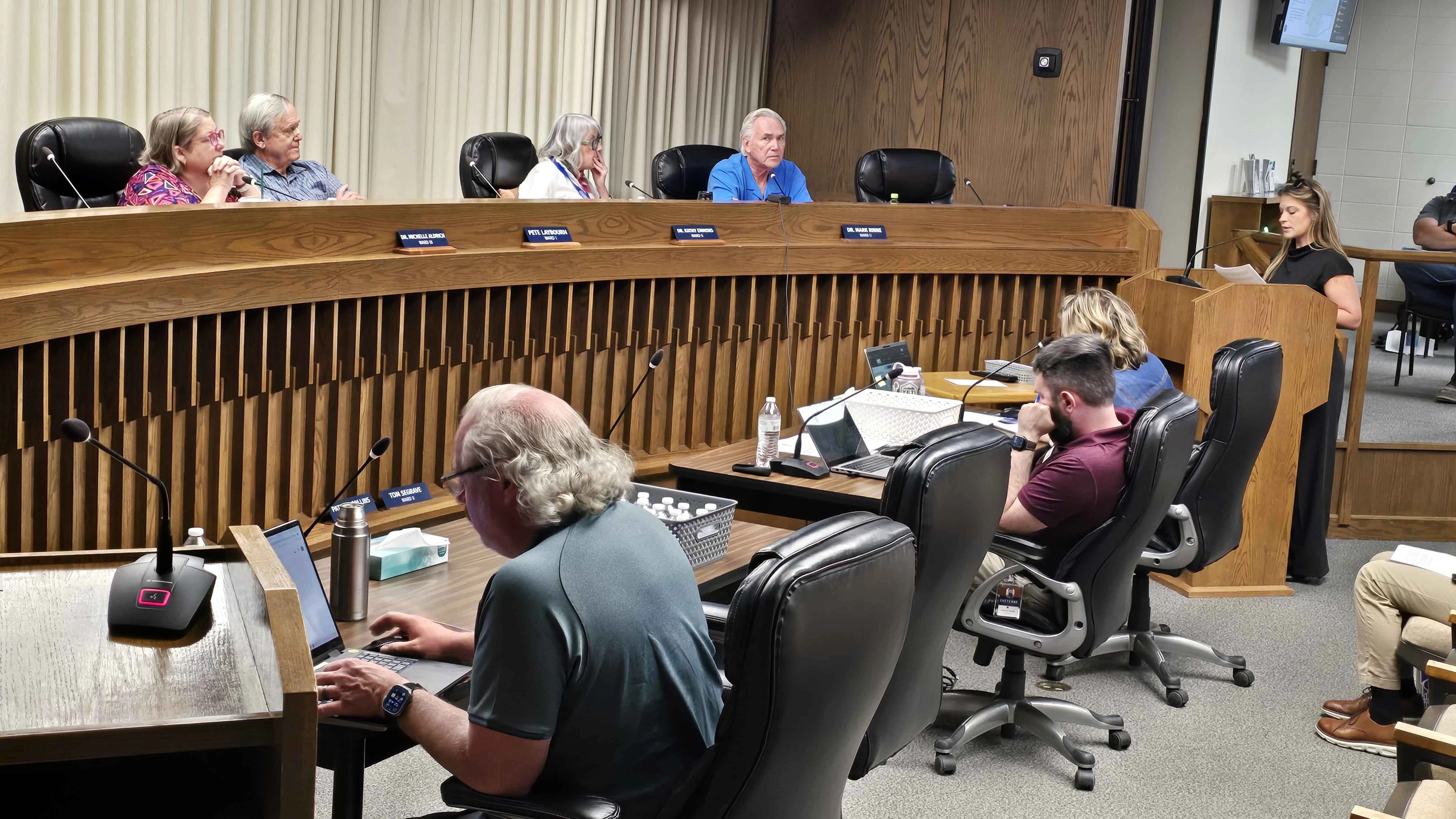 Despite calls to delay or deny a 3,500-acre annexation for future Microsoft data centers, Cheyenne’s Public Services Committee narrowly recommended approval. Councilman Larry Wolfe urged them to postpone to give the city time to negotiate a $50M community benefits agreement.
