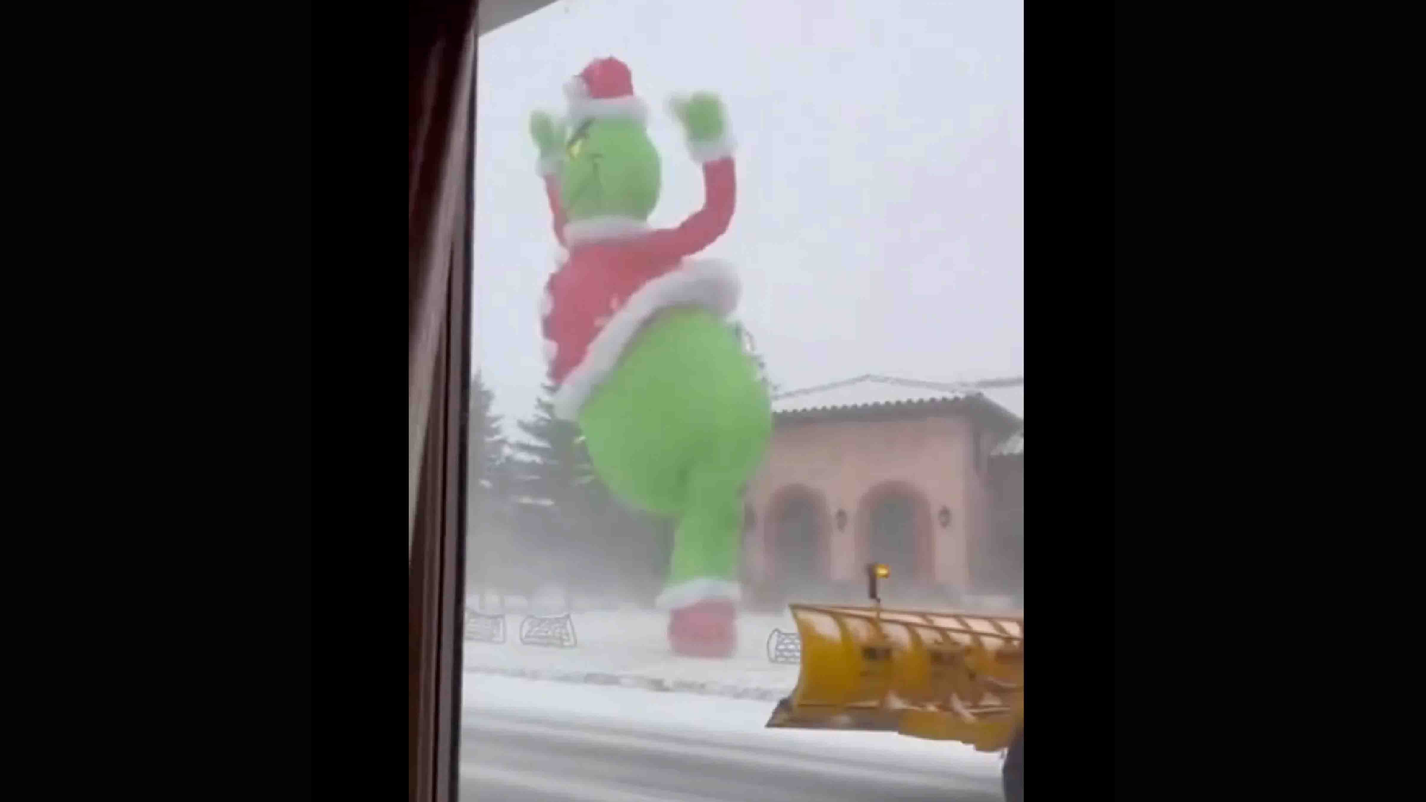 Christmas no play 11 29 25