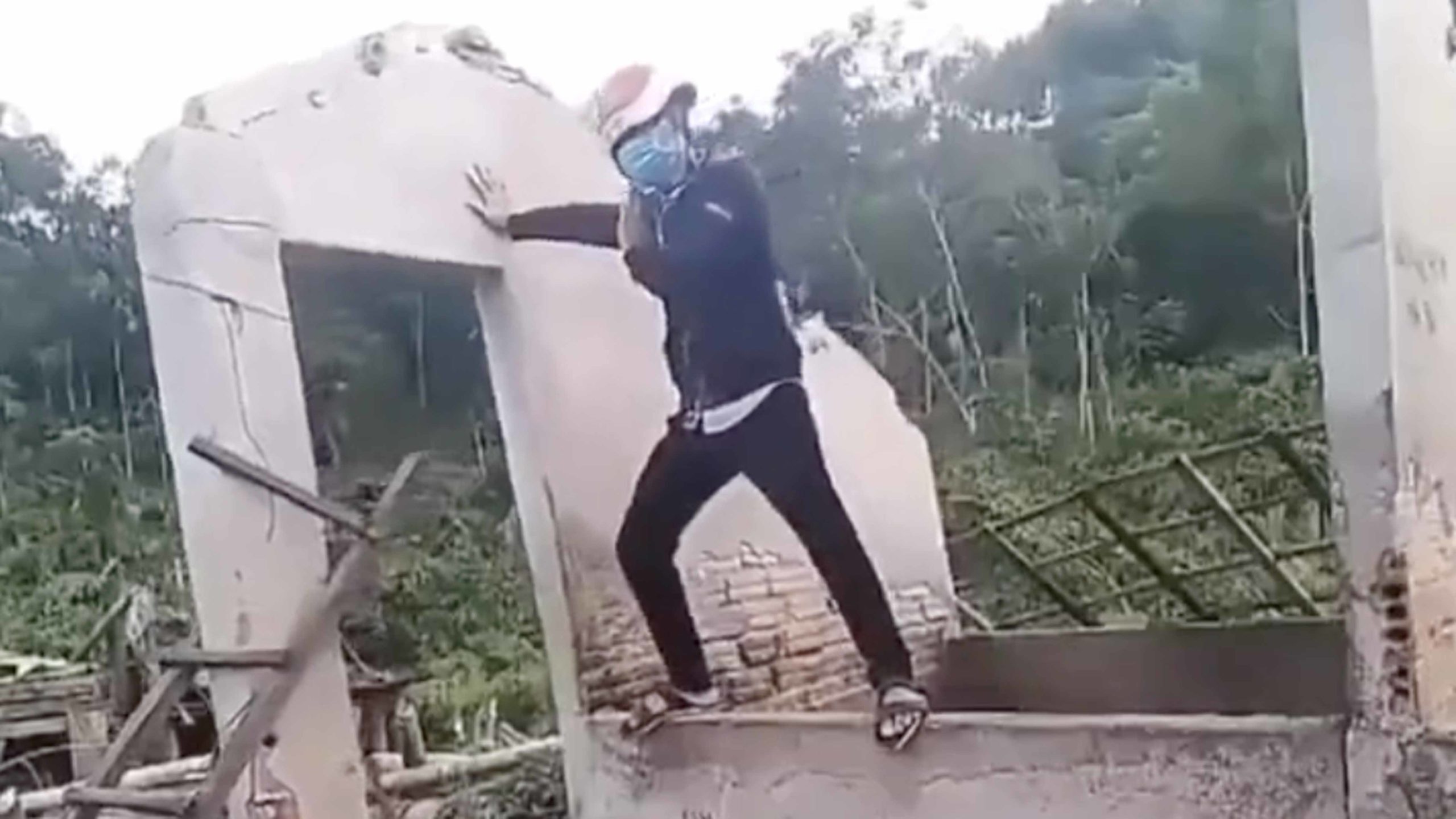 Darwin 1 10 23 scaled