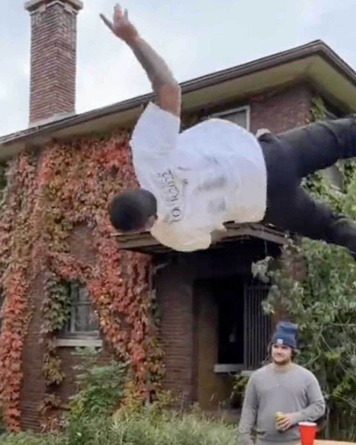 Darwin no play 10 7 22 scaled