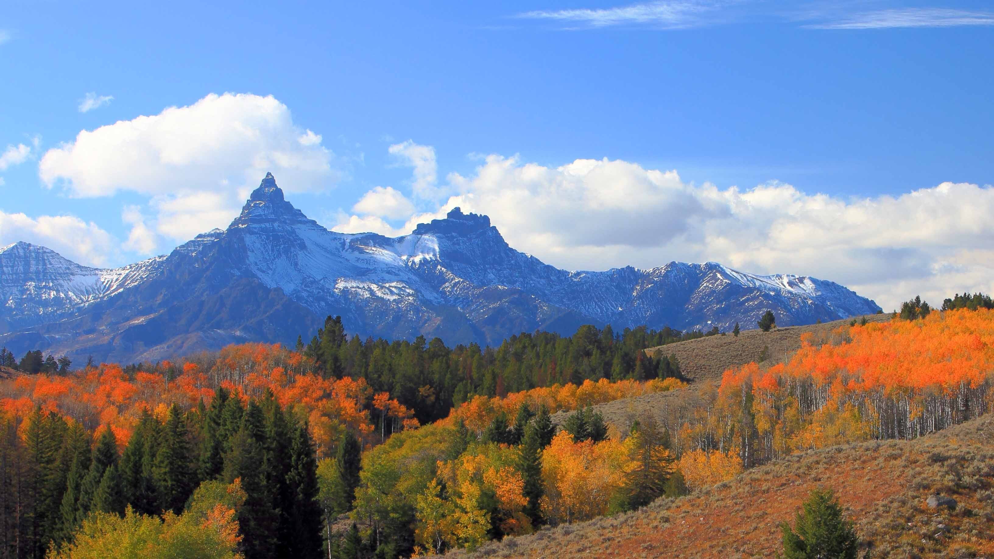 Intersection of Chief Joseph Highway and Highway 212 on Oct. 2, 2023