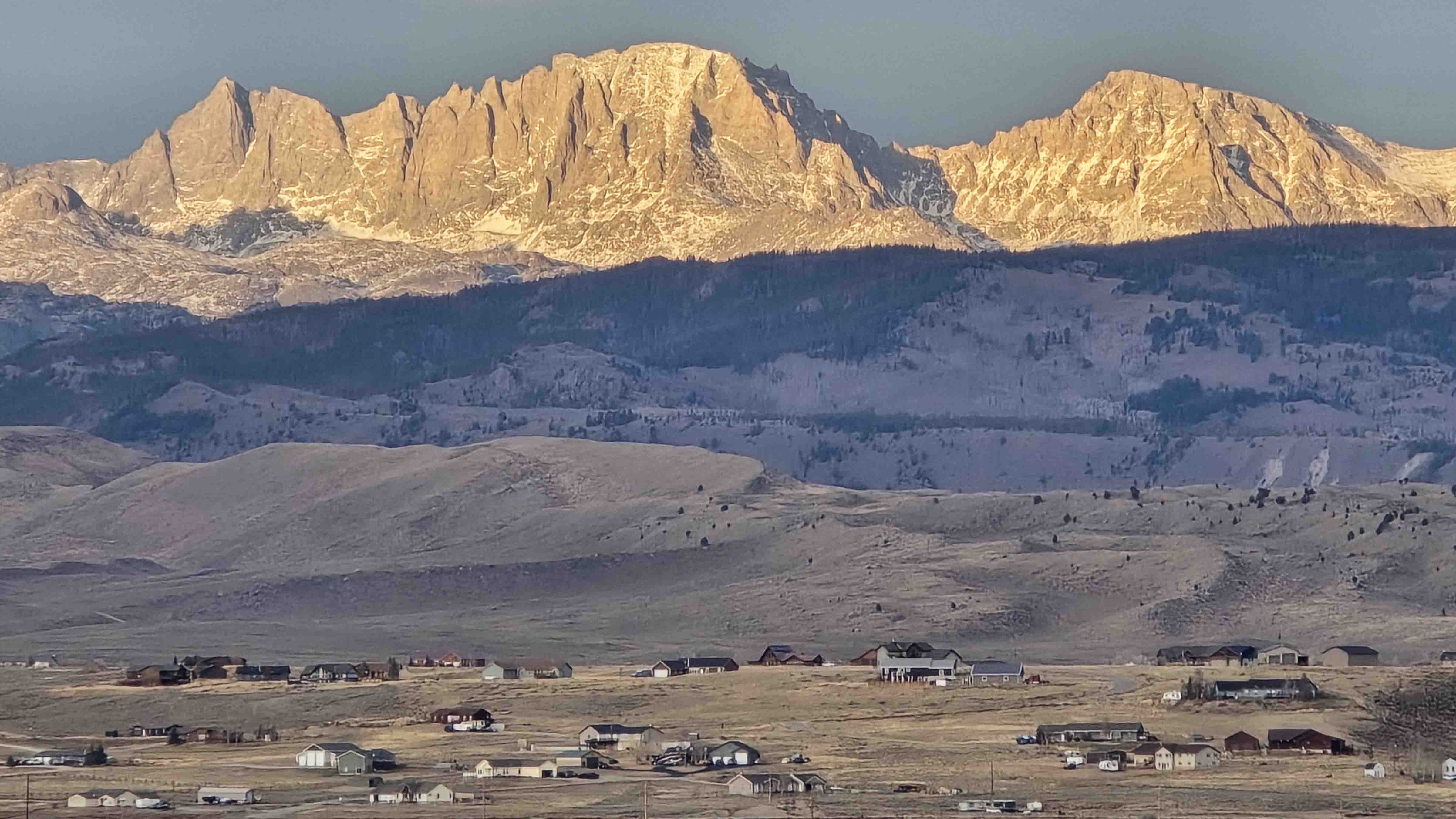 "Beautiful evening alpenglo on the Wind Rivers above Pinedale."