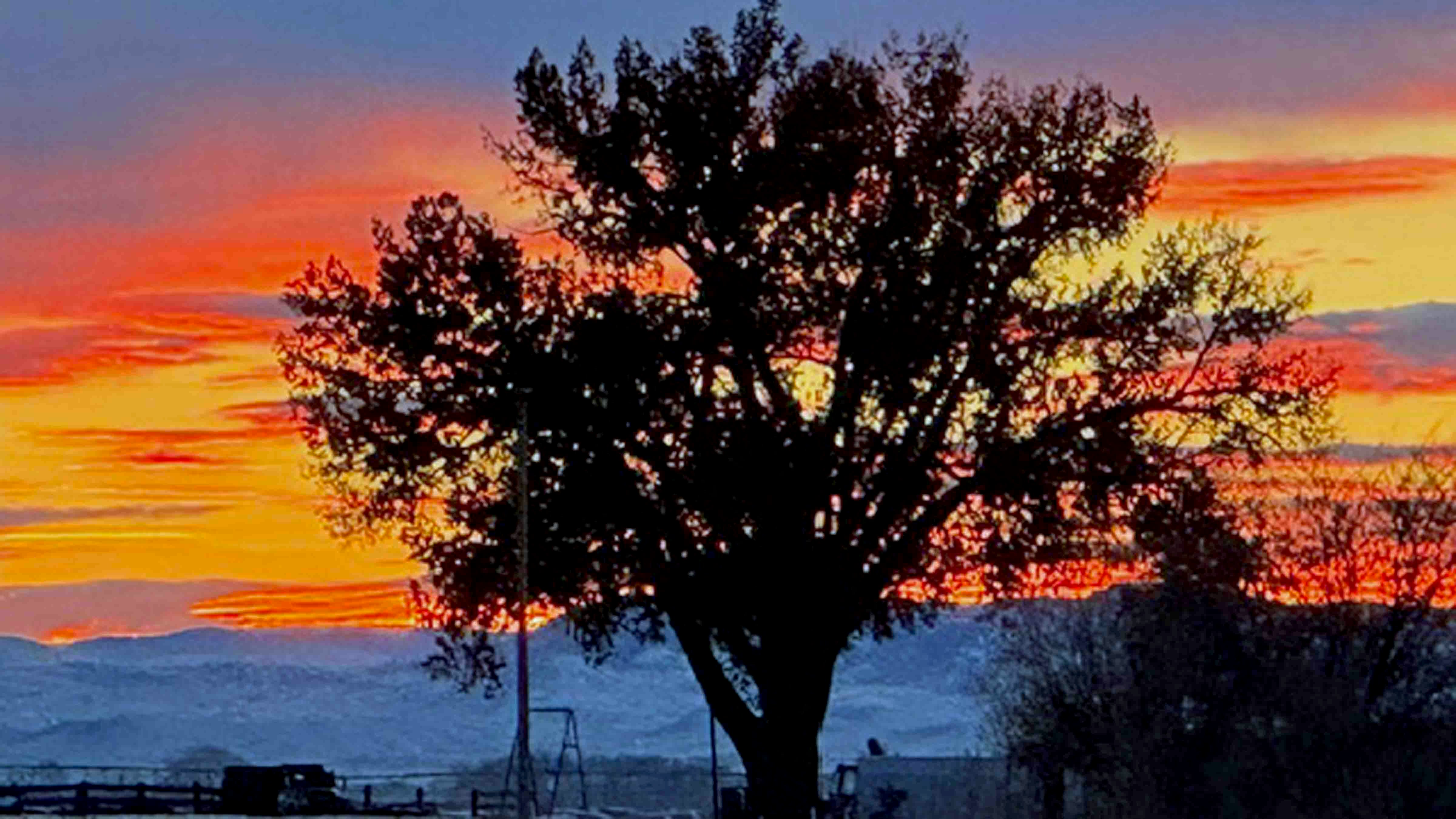 Sunset south of Worland on Nov 29