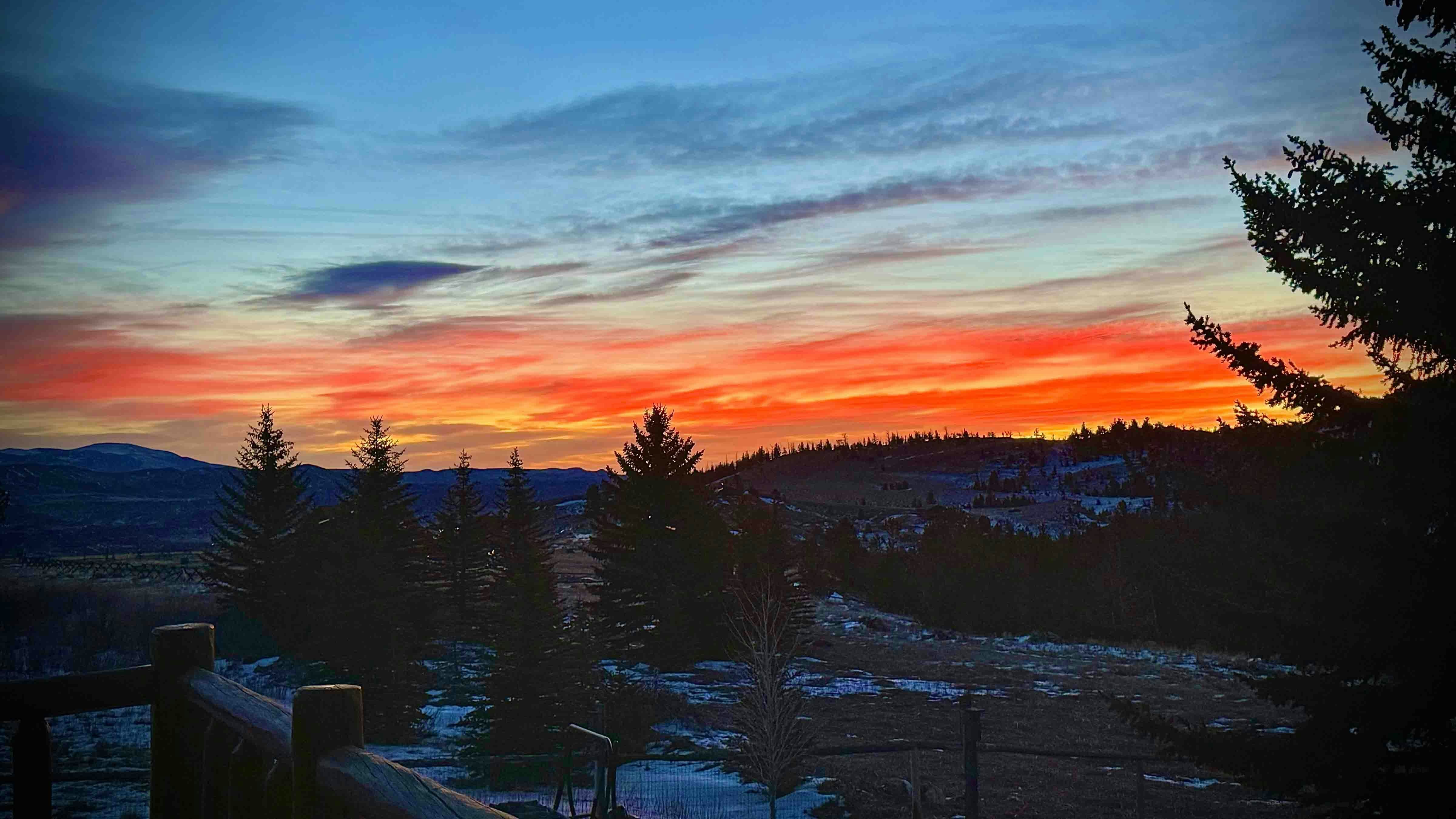 Dubois sunrise on Dec 6, 2023