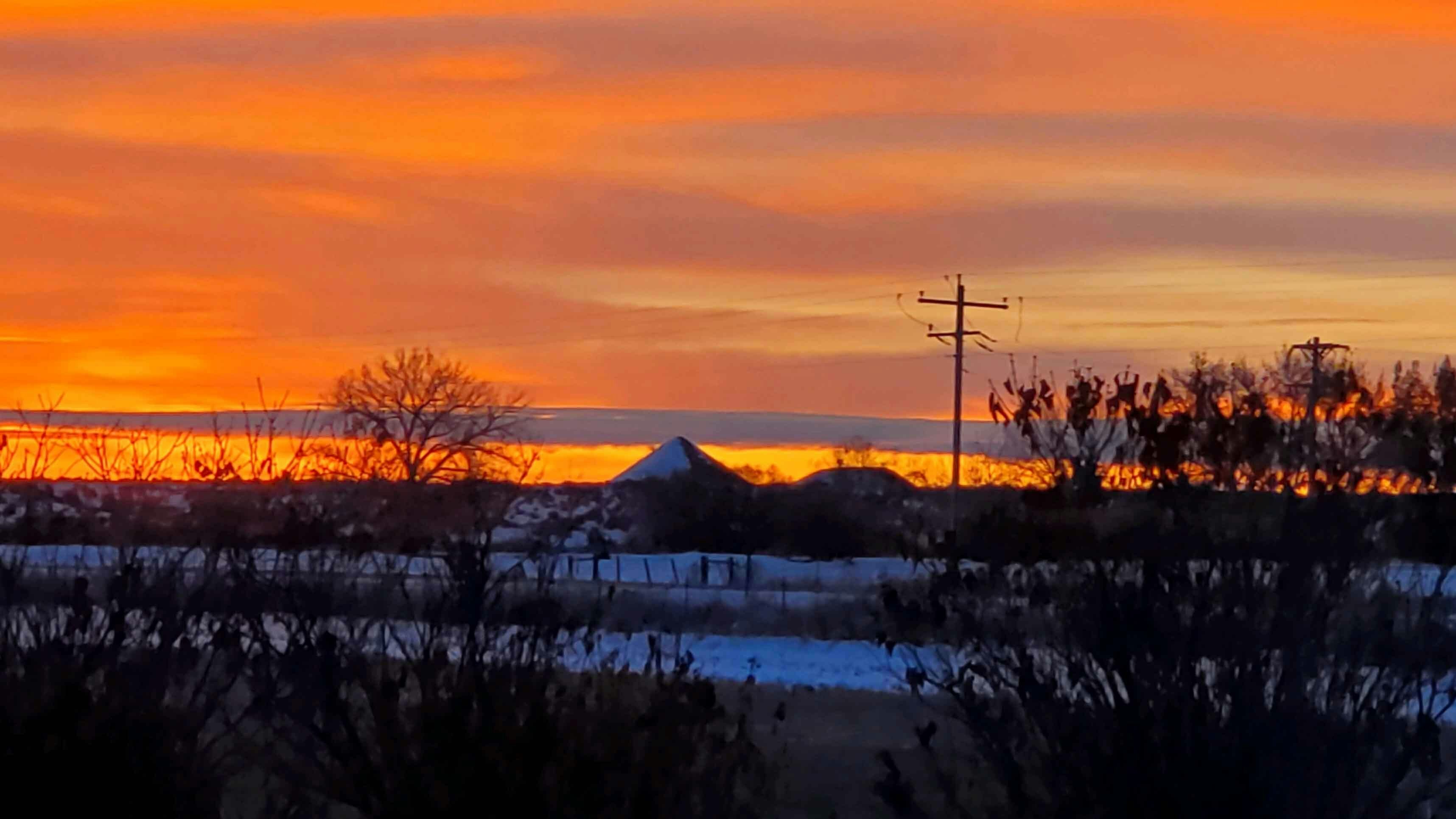 Sunrise in Worland on Feb 12, 2024