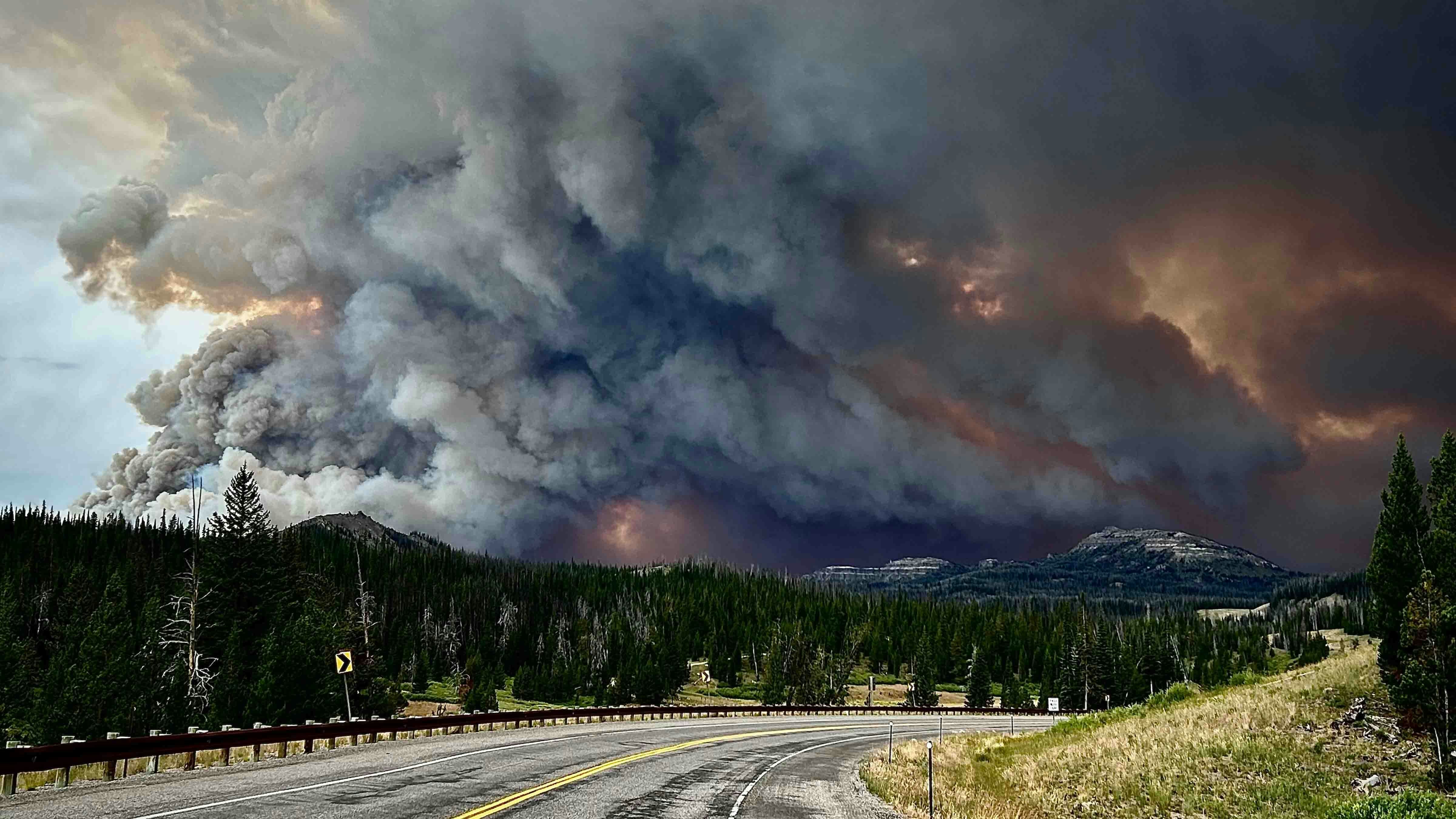 "Forest fire west of Dubois and Togwotee Pass at 7pm on August 17, 2024."