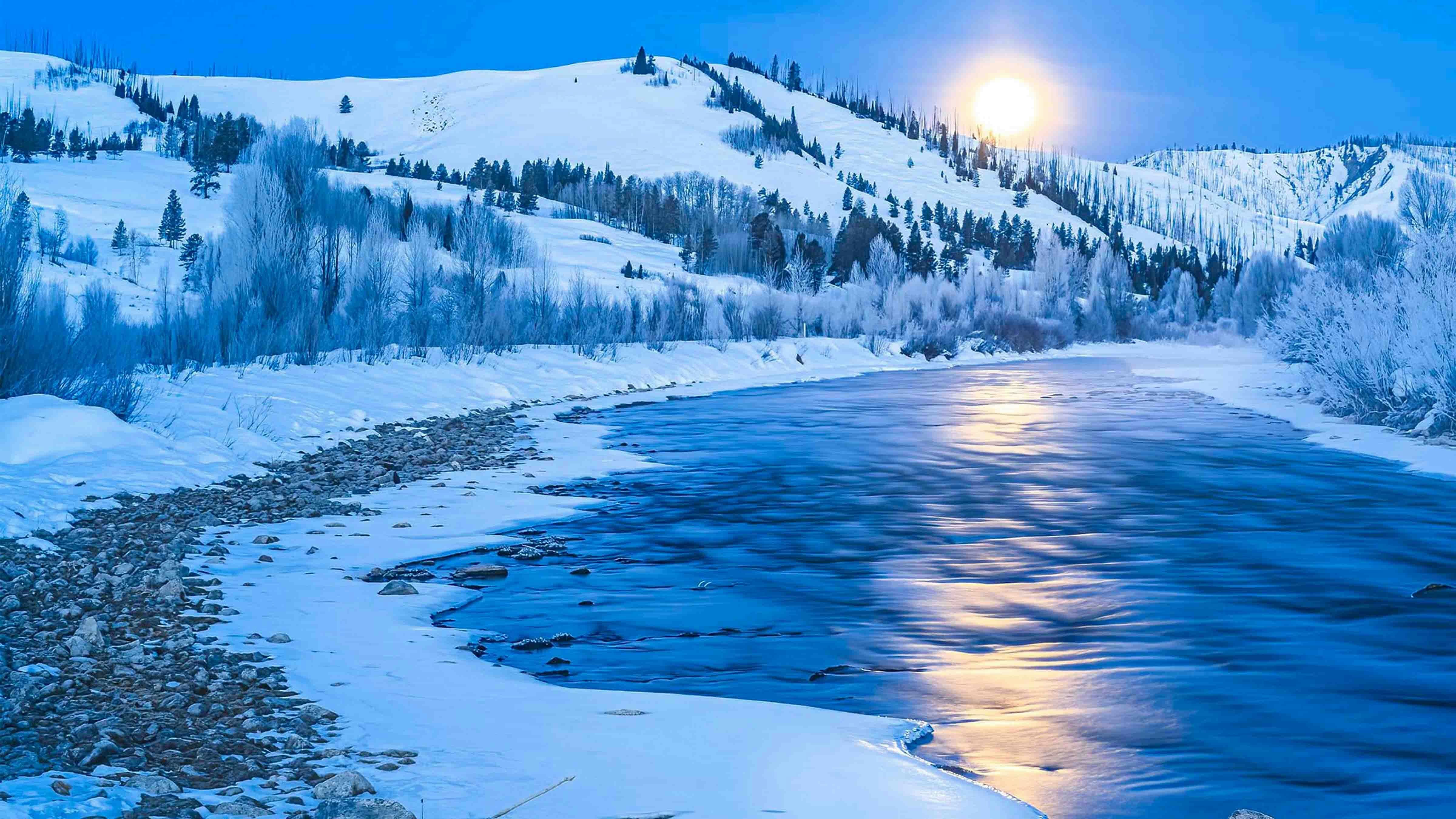 "I made the trip to the beautiful Bondurant valley on Sunday and was rewarded with incredible beauty--really one of the most beautiful places in our beautiful state."