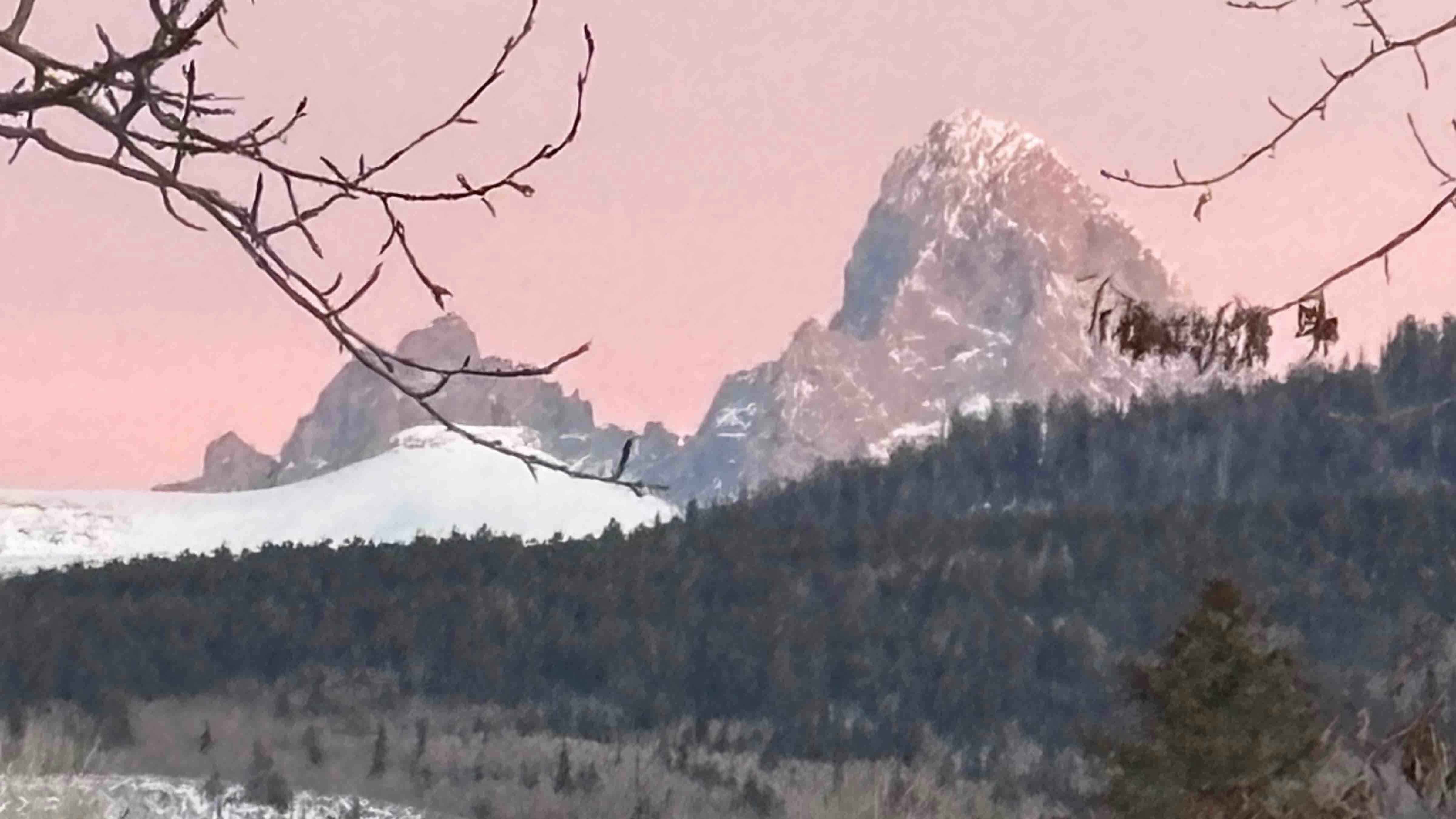 "Sunset on the Grand from the Idaho side, from State Line Road. A beautiful sunset. The Grand is still grand no matter what side you’re on!!"