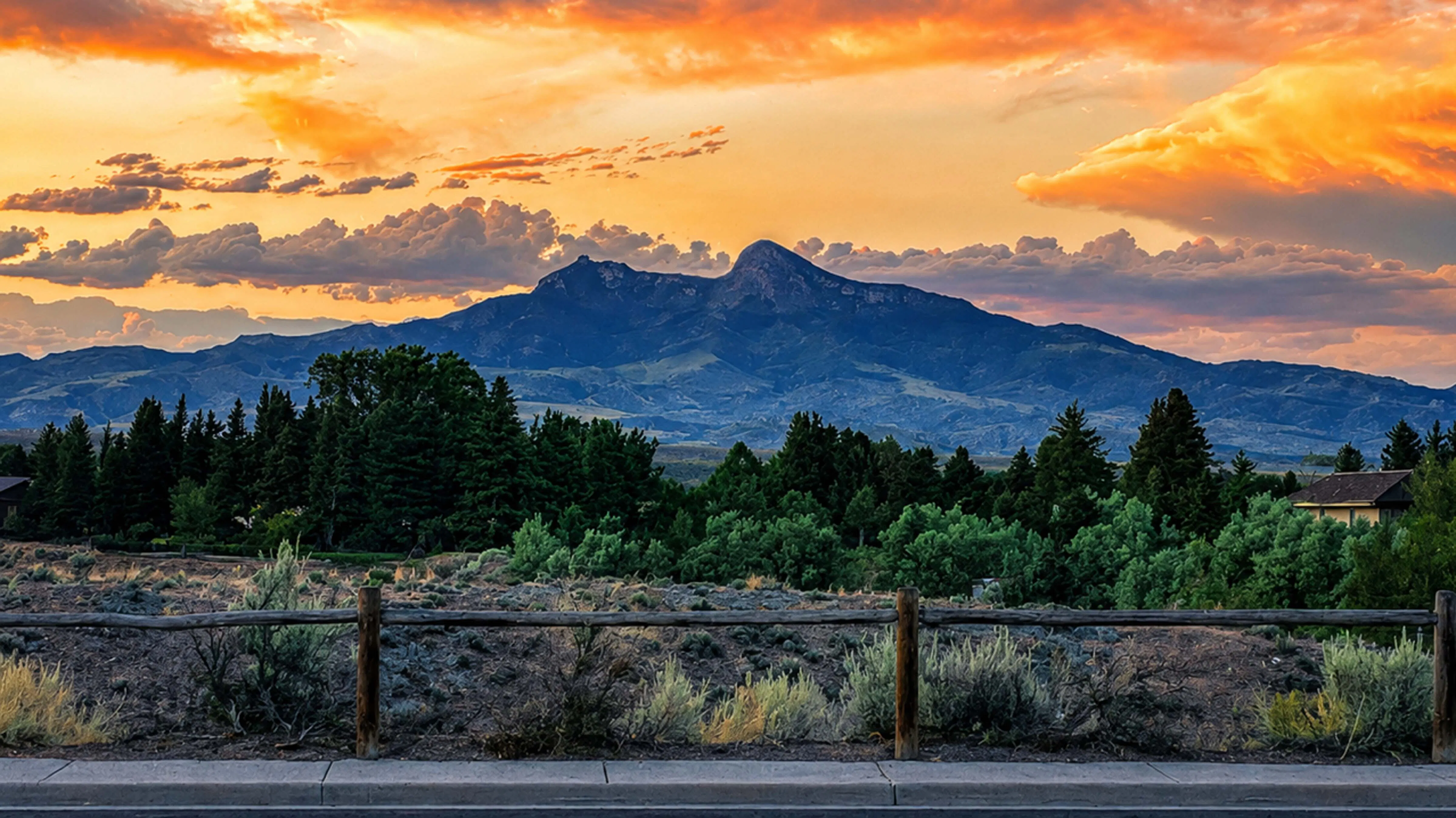 I know you usually use sunrise pictures but this sunset in Cody, Wyoming was just too beautiful to pass up.