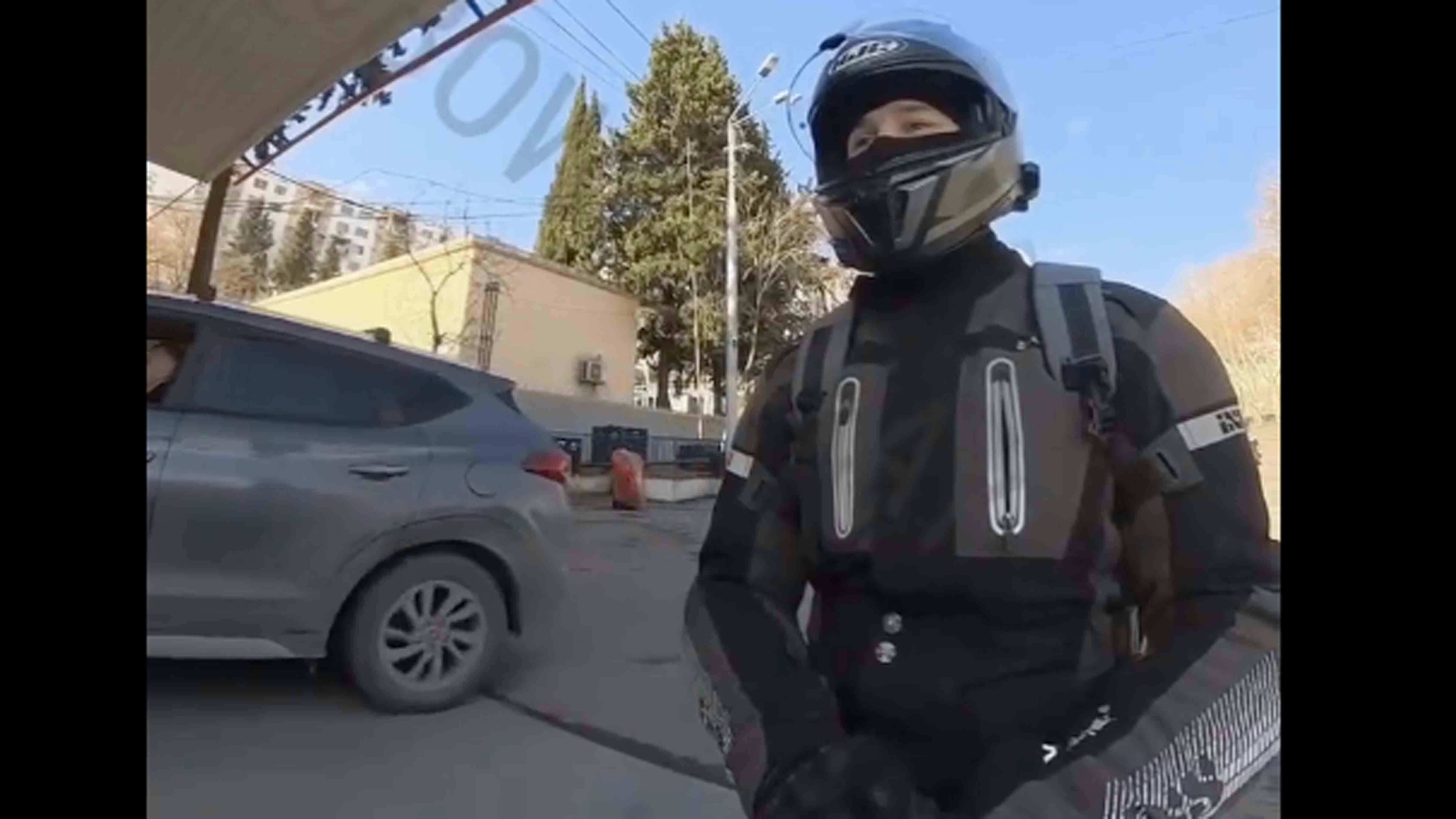 Entertainment 2 5 26