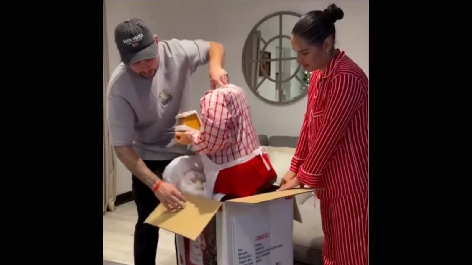 Failed christmas gifts 1 2 26