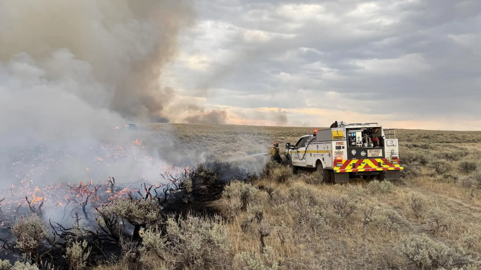 U.S. Fish and Wildlife Service engine suppresses fire activity on the Weiser Knoll Fire