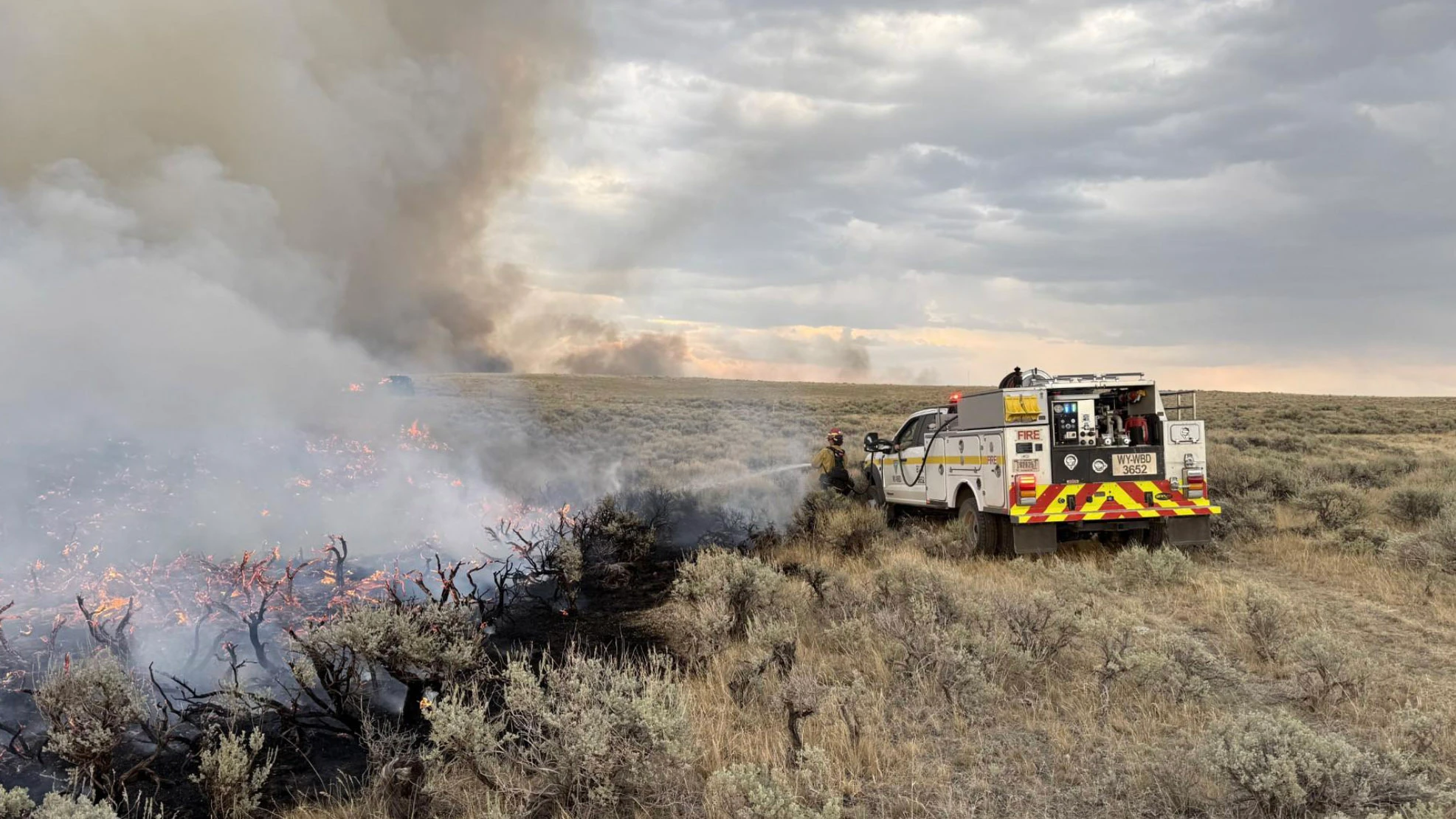 U.S. Fish and Wildlife Service engine suppresses fire activity on the Weiser Knoll Fire