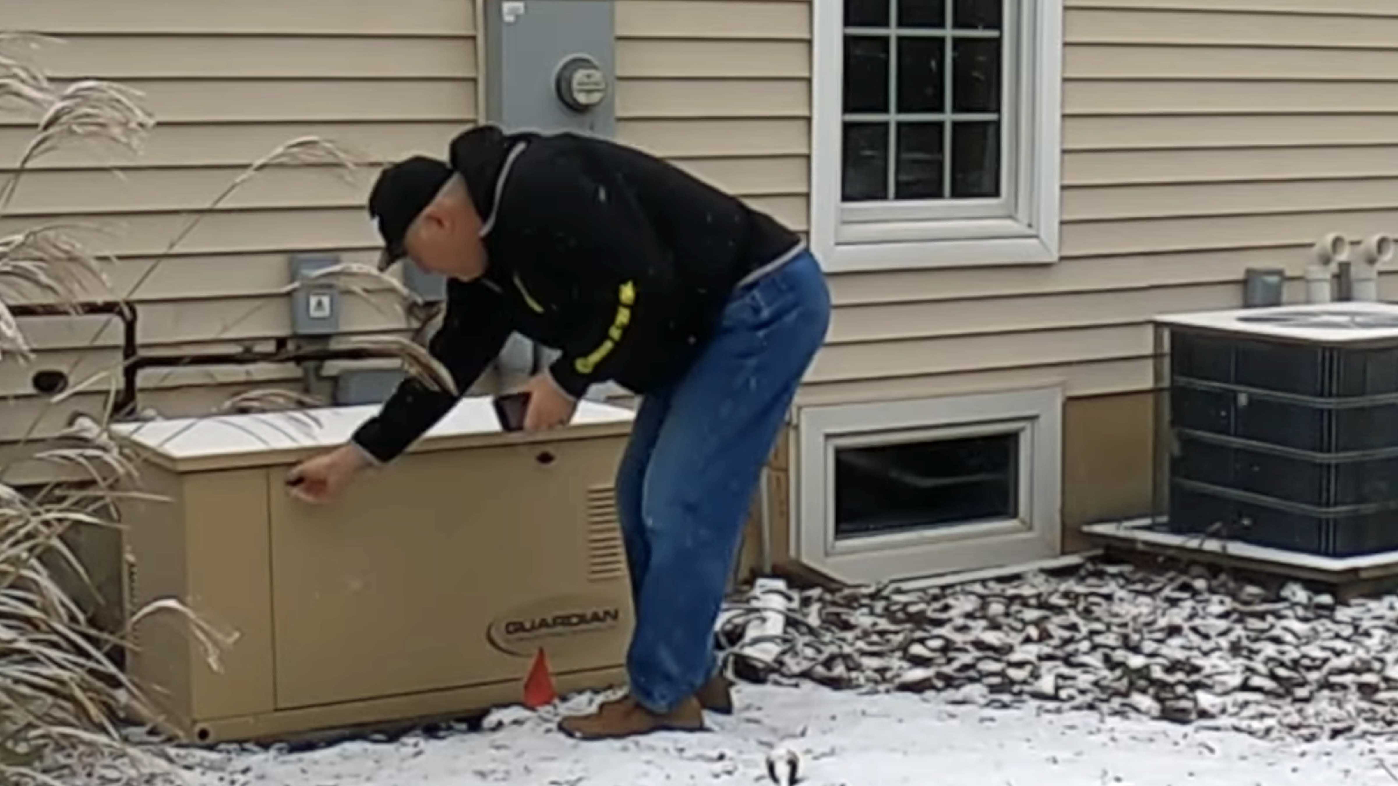 After a “state-of-emergency” power outage in Canada last week — on the heels of a massive outage in Wyoming — some Wyomingites say they’re thankful for off-grid power options. Others say they just hate power companies.