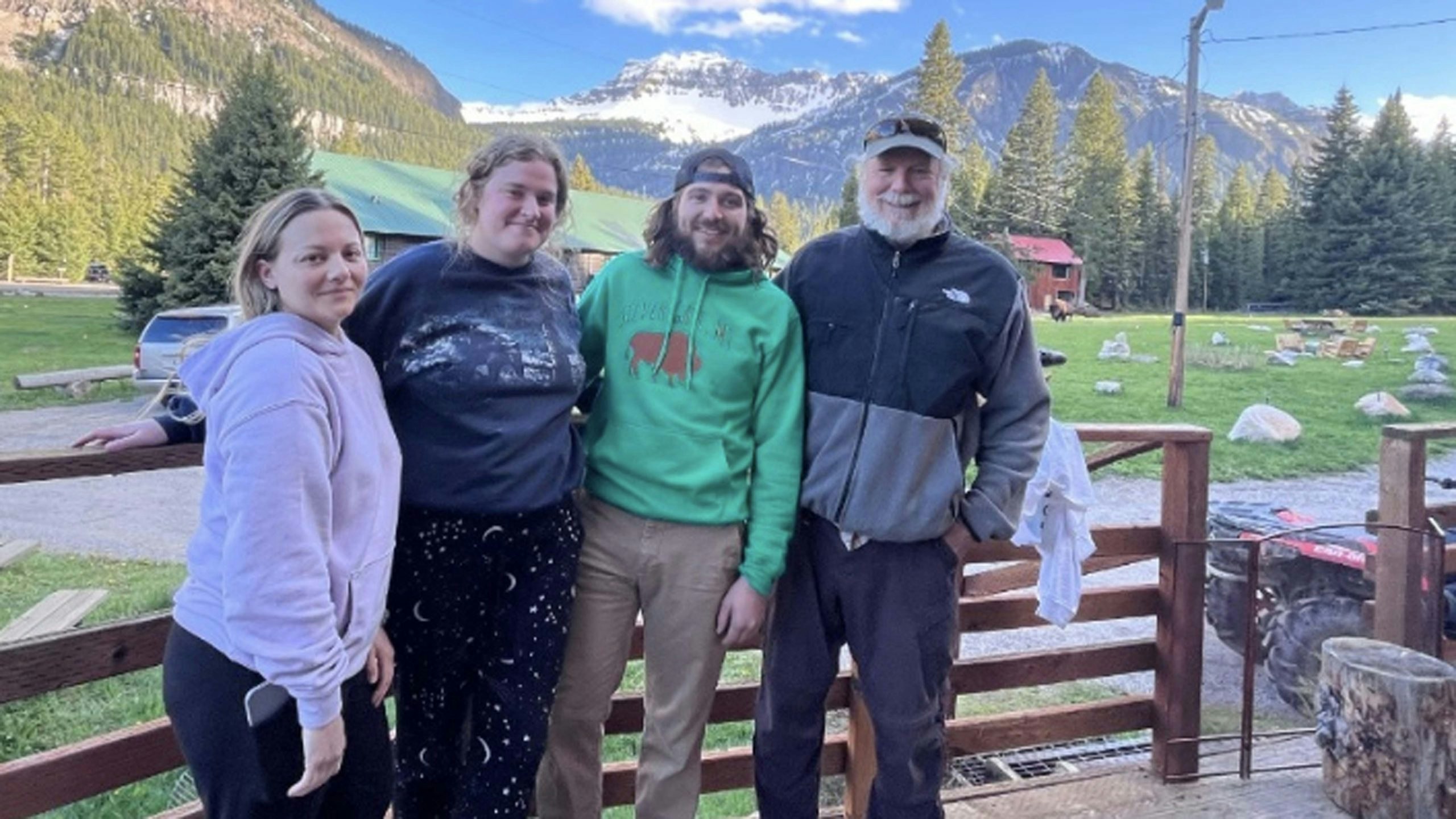 Happy people 2 6 23 22 scaled