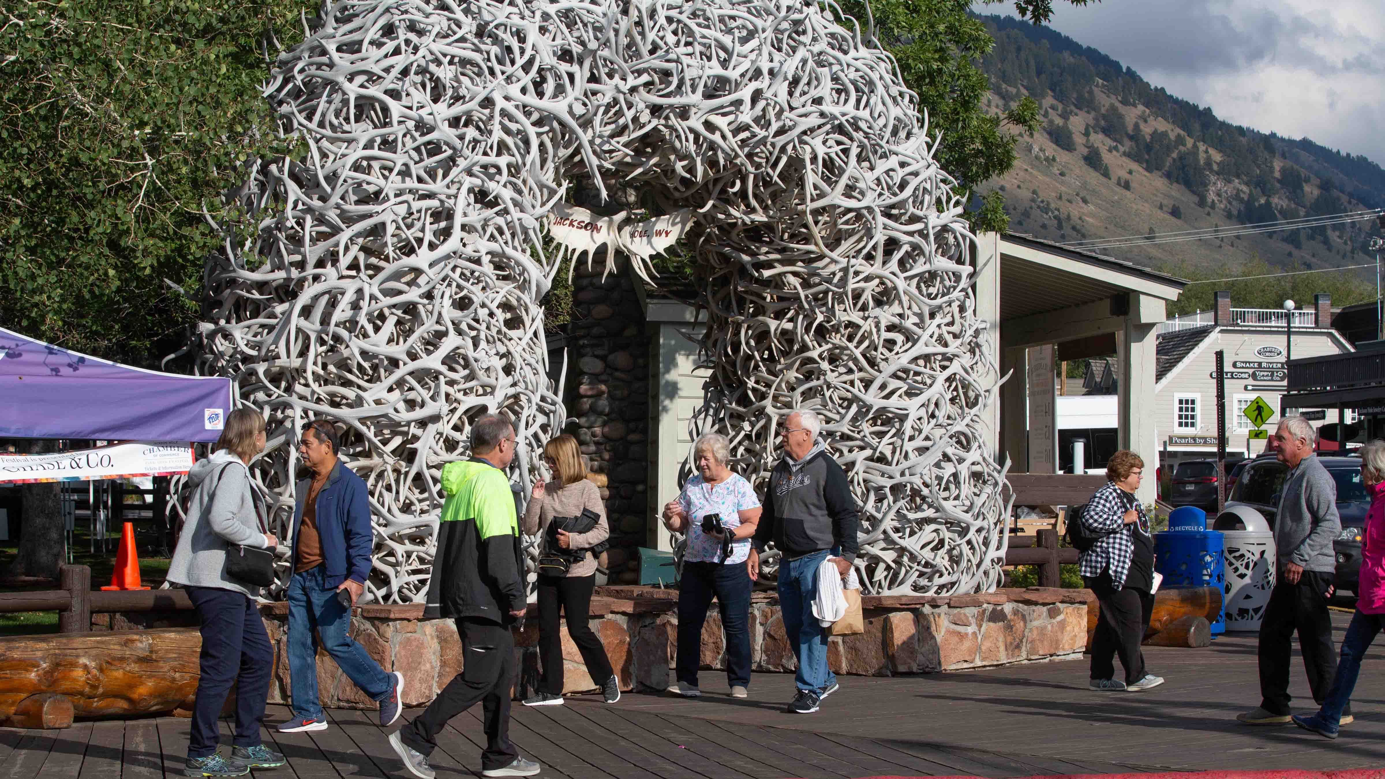 Jackson wyoming tourists 8 17 23