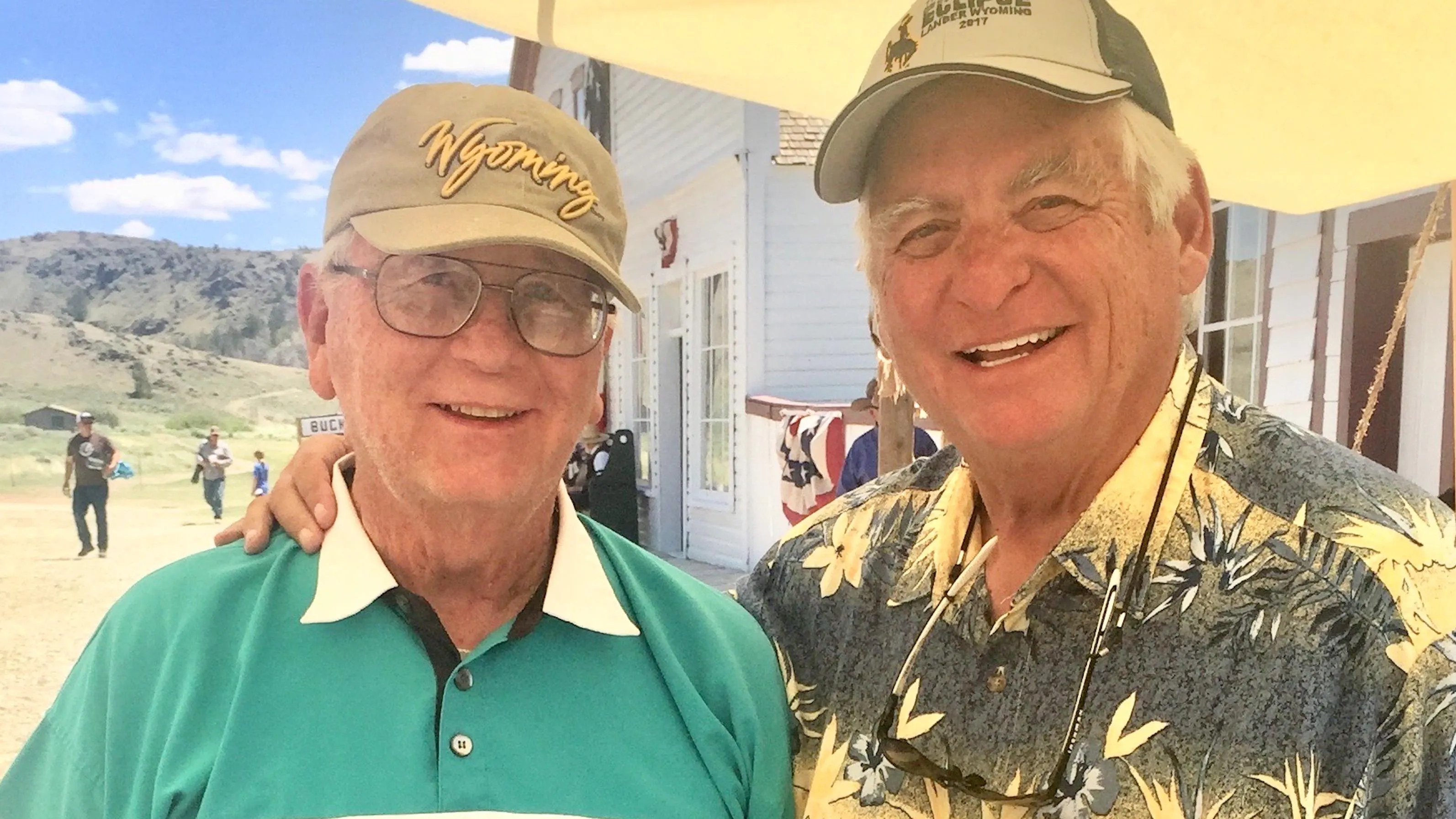Jimmy Smail (left) with Bill Sniffin (right)