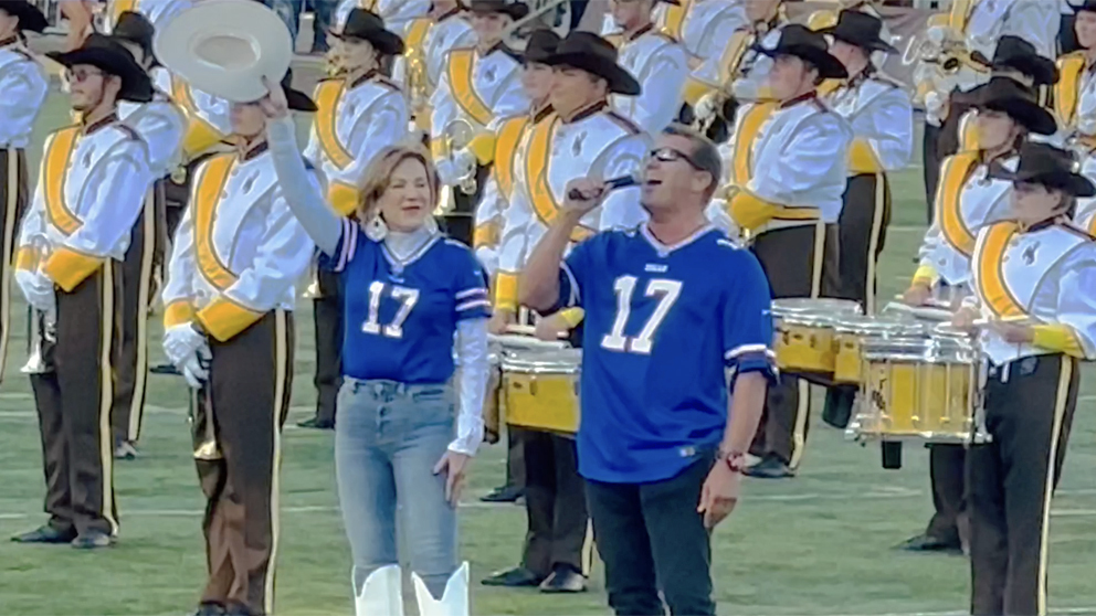 Joel allen national anthem 9 18 22