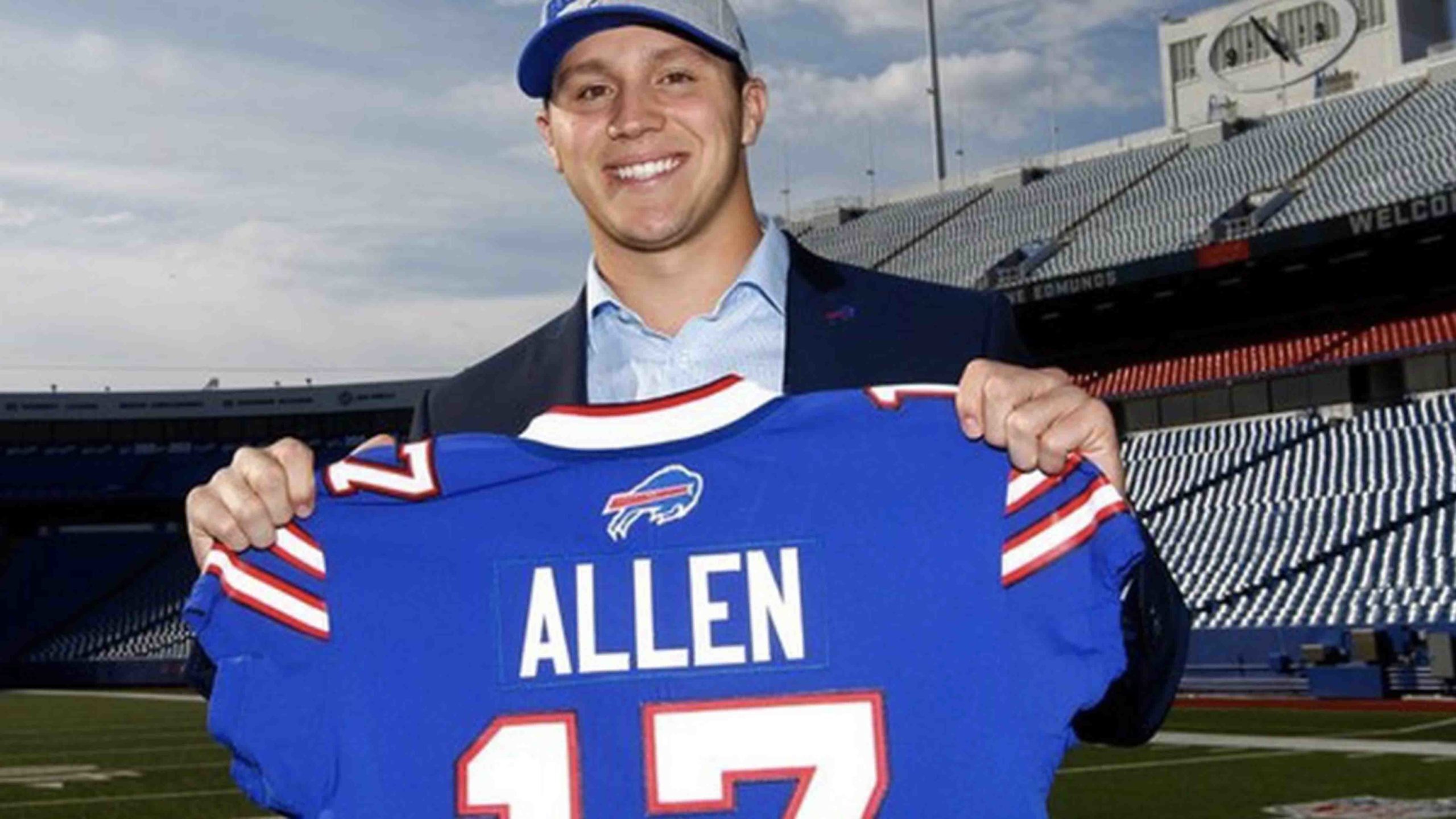 Josh Allen leads all NFL players in jersey sales