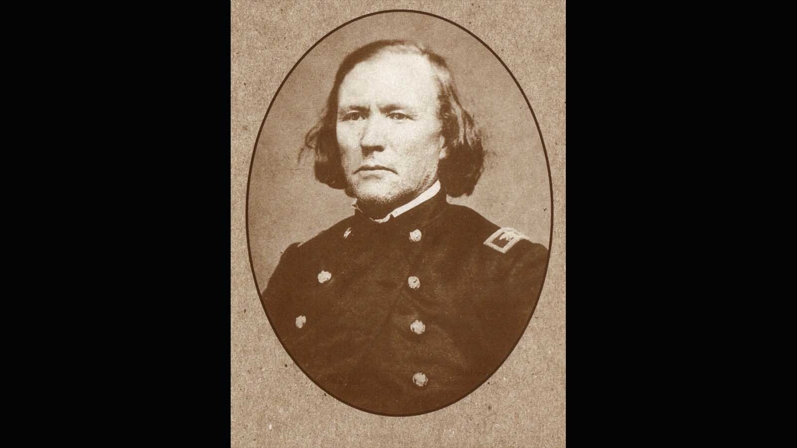 Kit carson 1 10 25