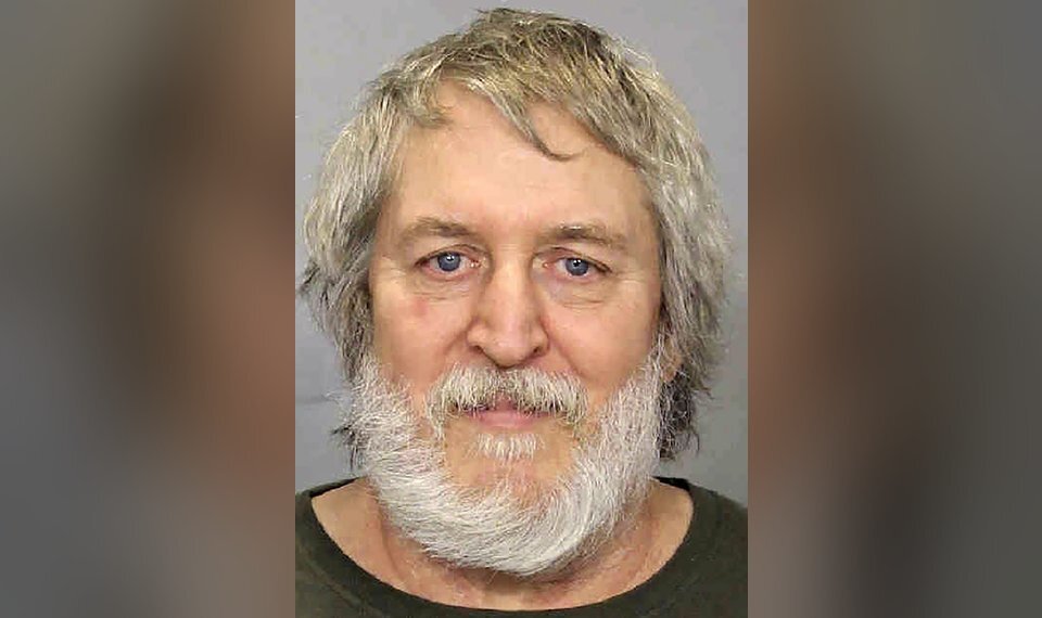 Large960 blur 637cf41170c3342c4c1034e0679ef501