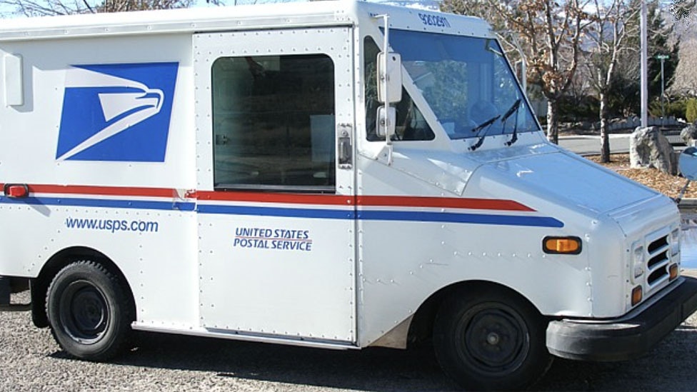 Mail truck