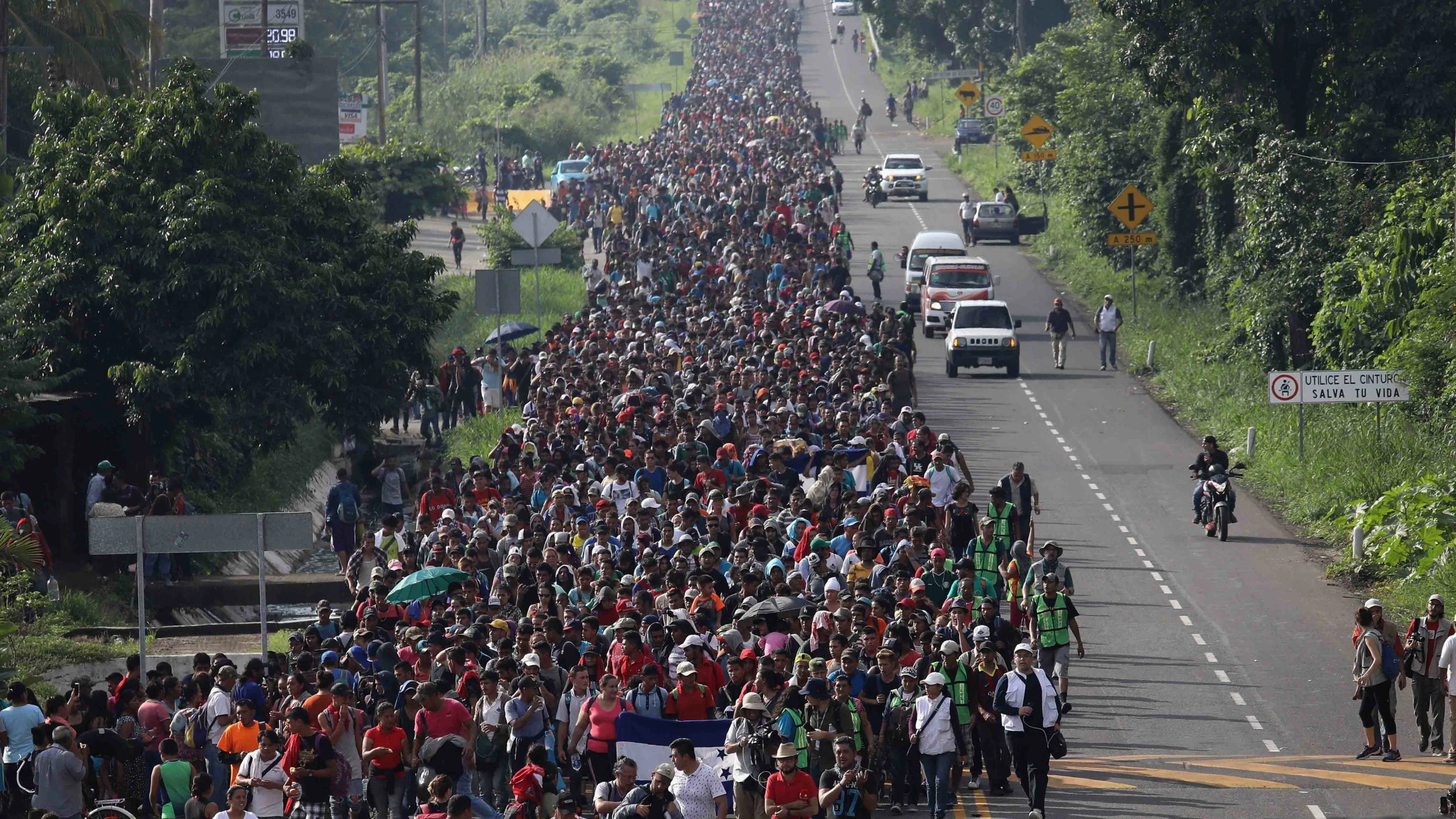 Migrant caravan 4 21 22 scaled