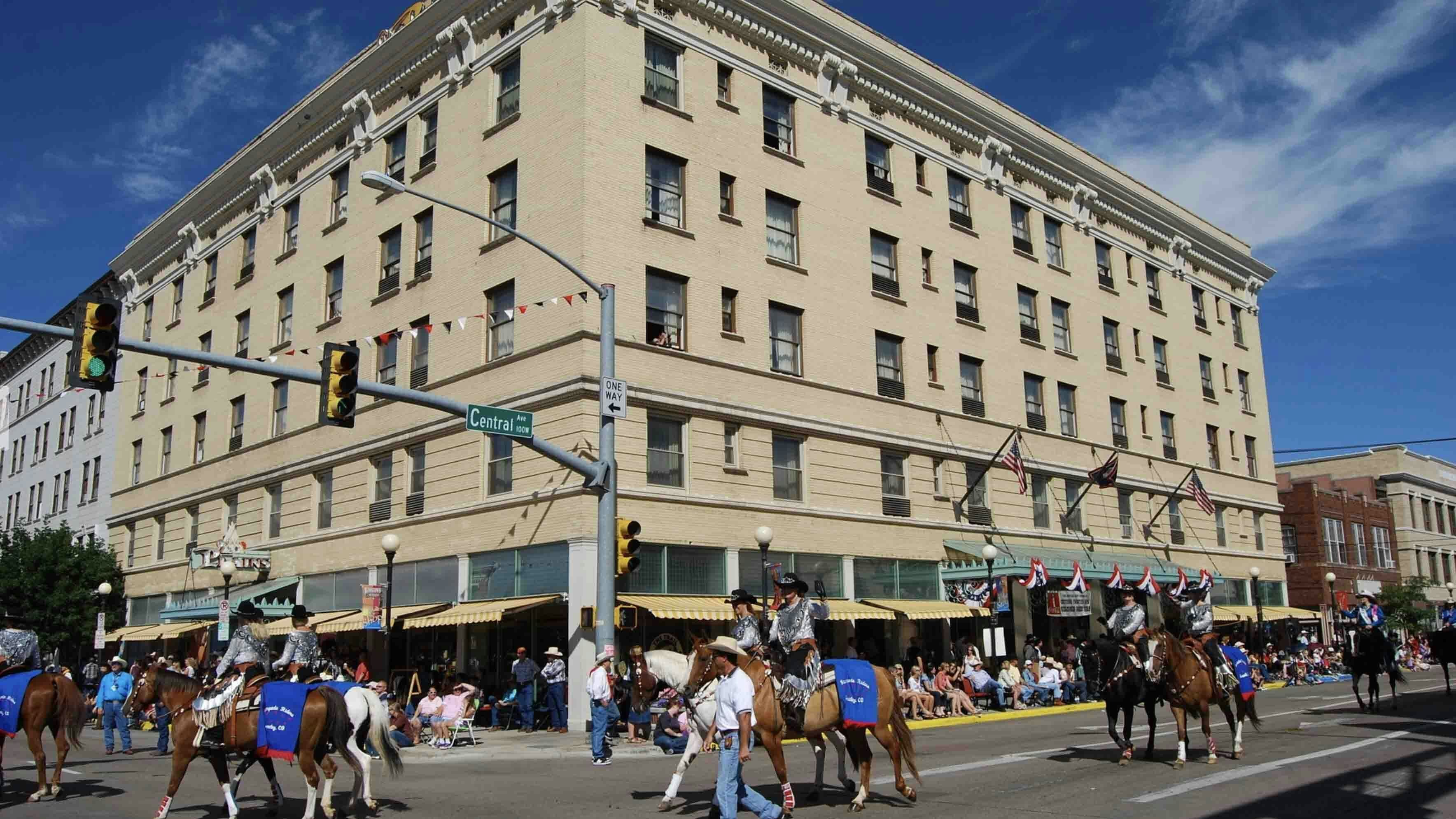 Plains hotel 2 10 8 23