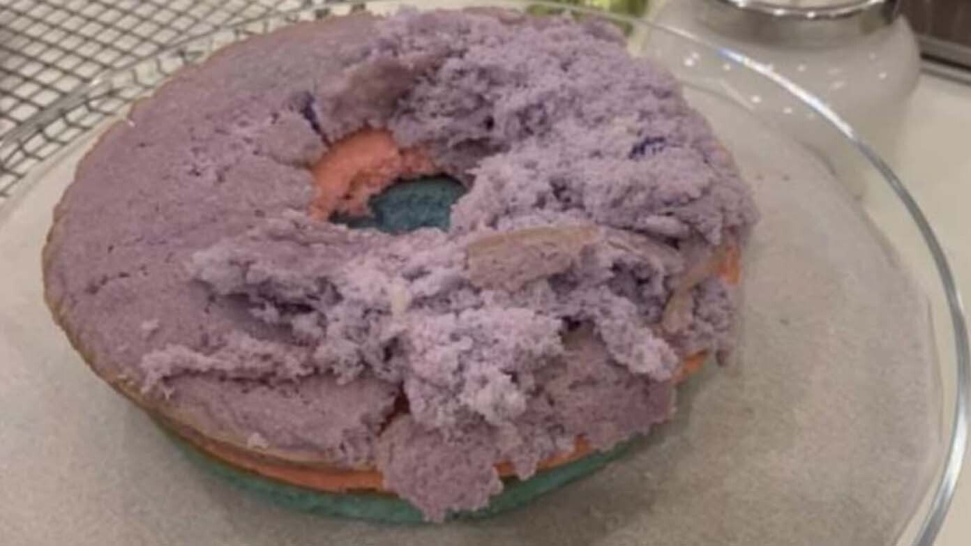 Purple bagel