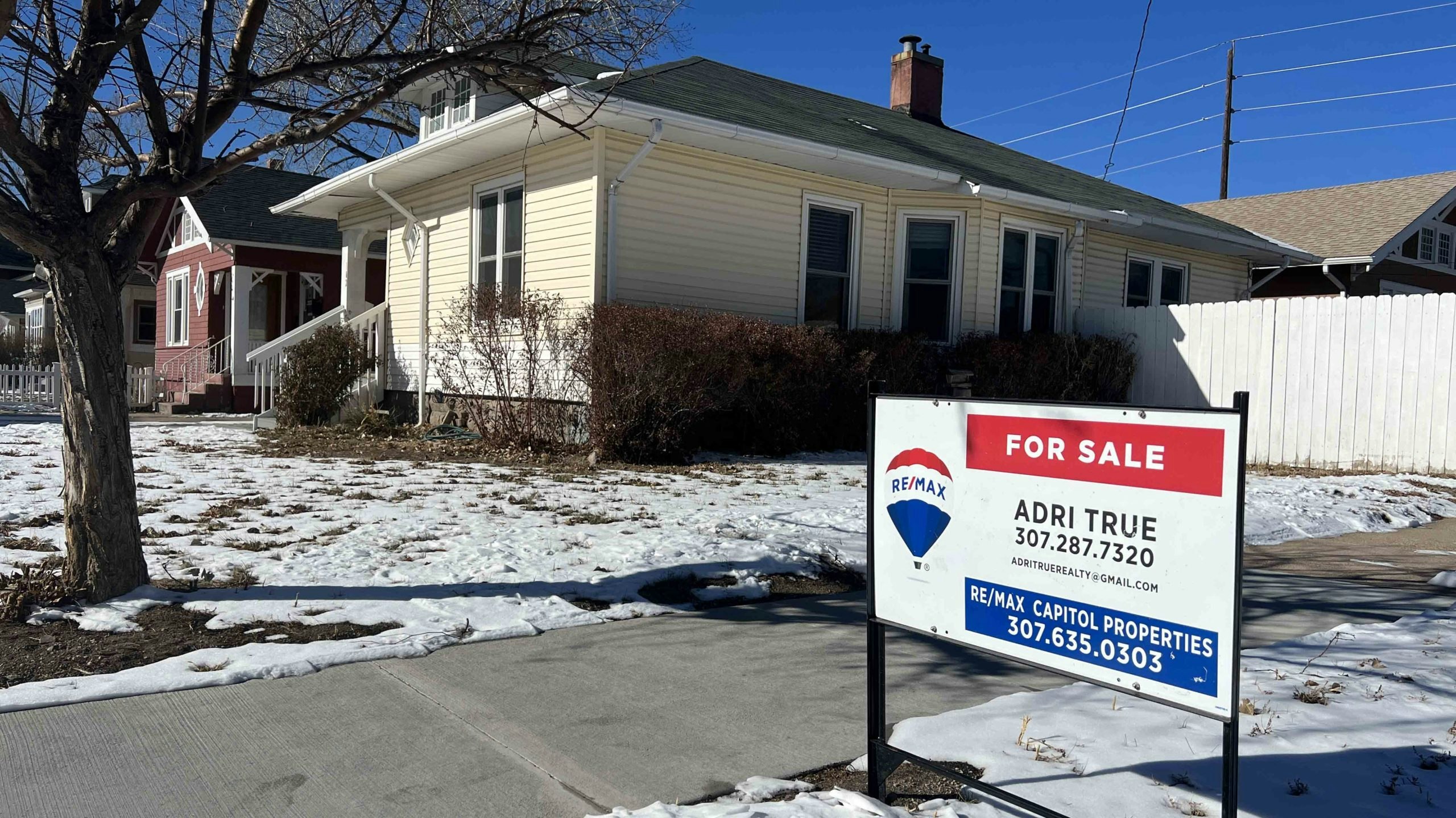 Real estate sign 11 19 22 scaled