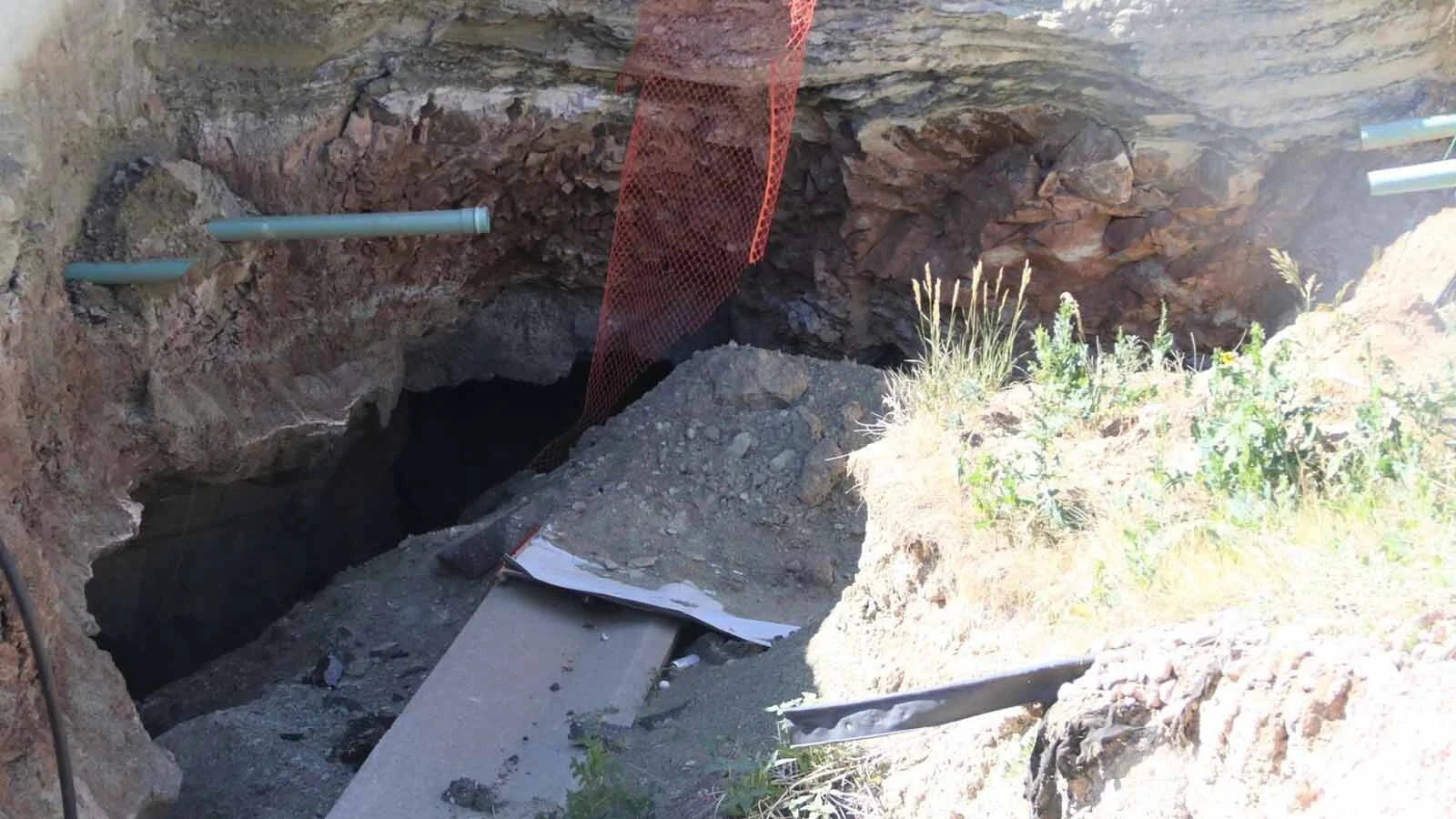 Six years after a huge sinkhole opened up in a subdivision near Black Hawk, South Dakota, victims still waiting for relief. The disaster highlights the difference between Wyoming’s abandoned mine safeguards and South Dakota’s limited protections.