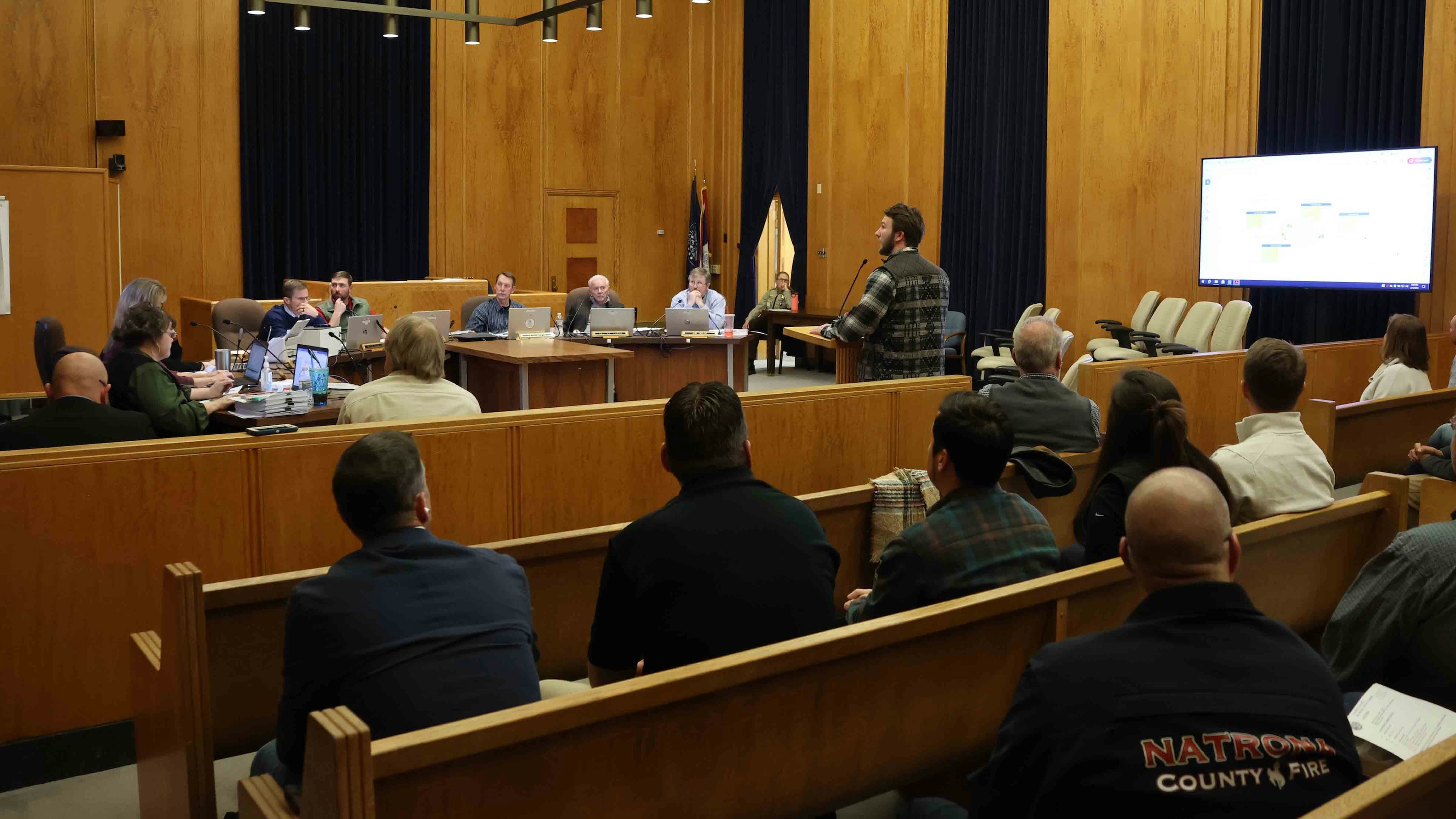 EG Haystack LLC spokesman Dale Harris addresses the Natrona County commission about his company’s 2010-acre solar farm and battery storage facility.