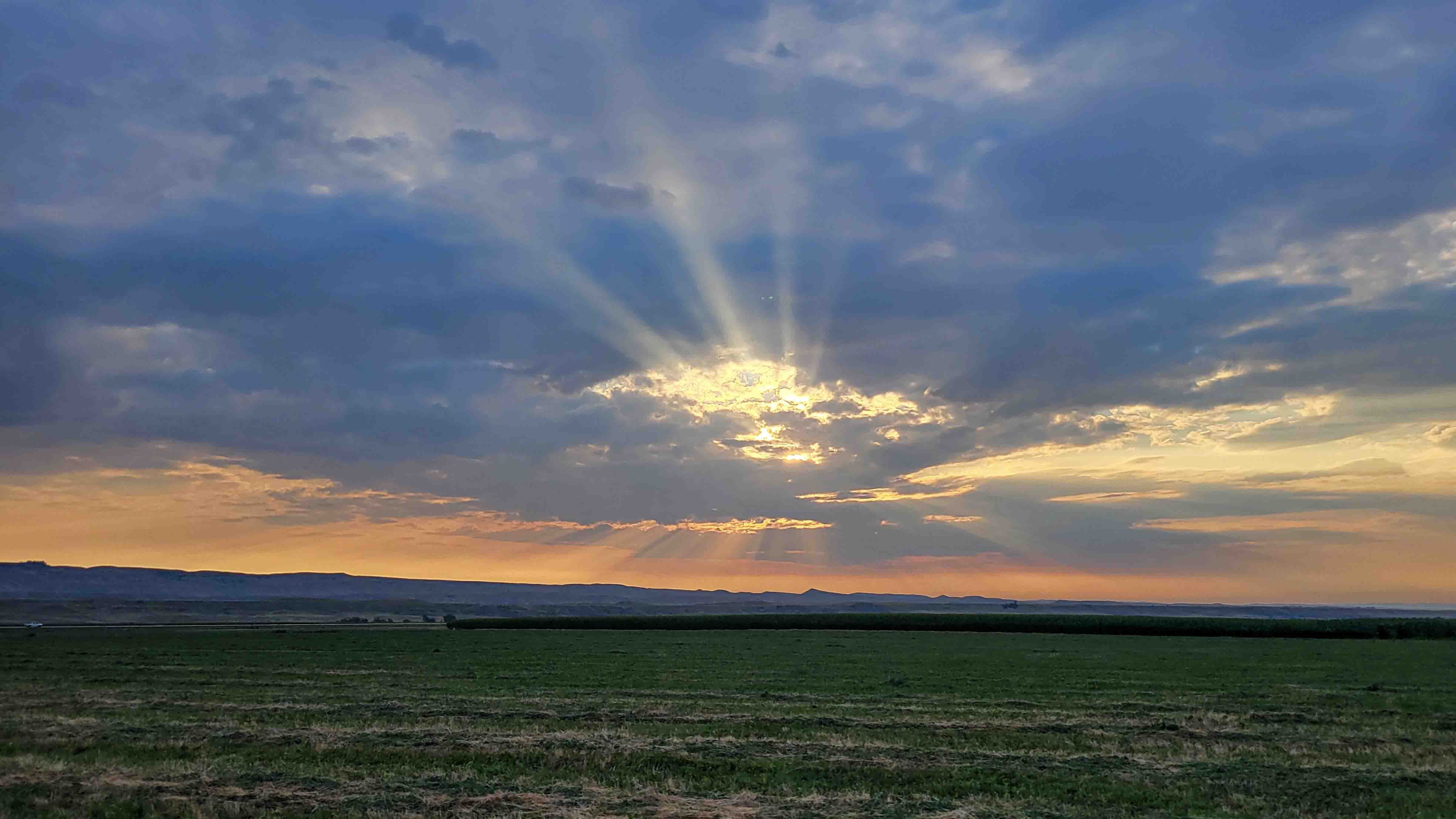 Your Wyoming Sunrise: Thursday, August 1, 2024