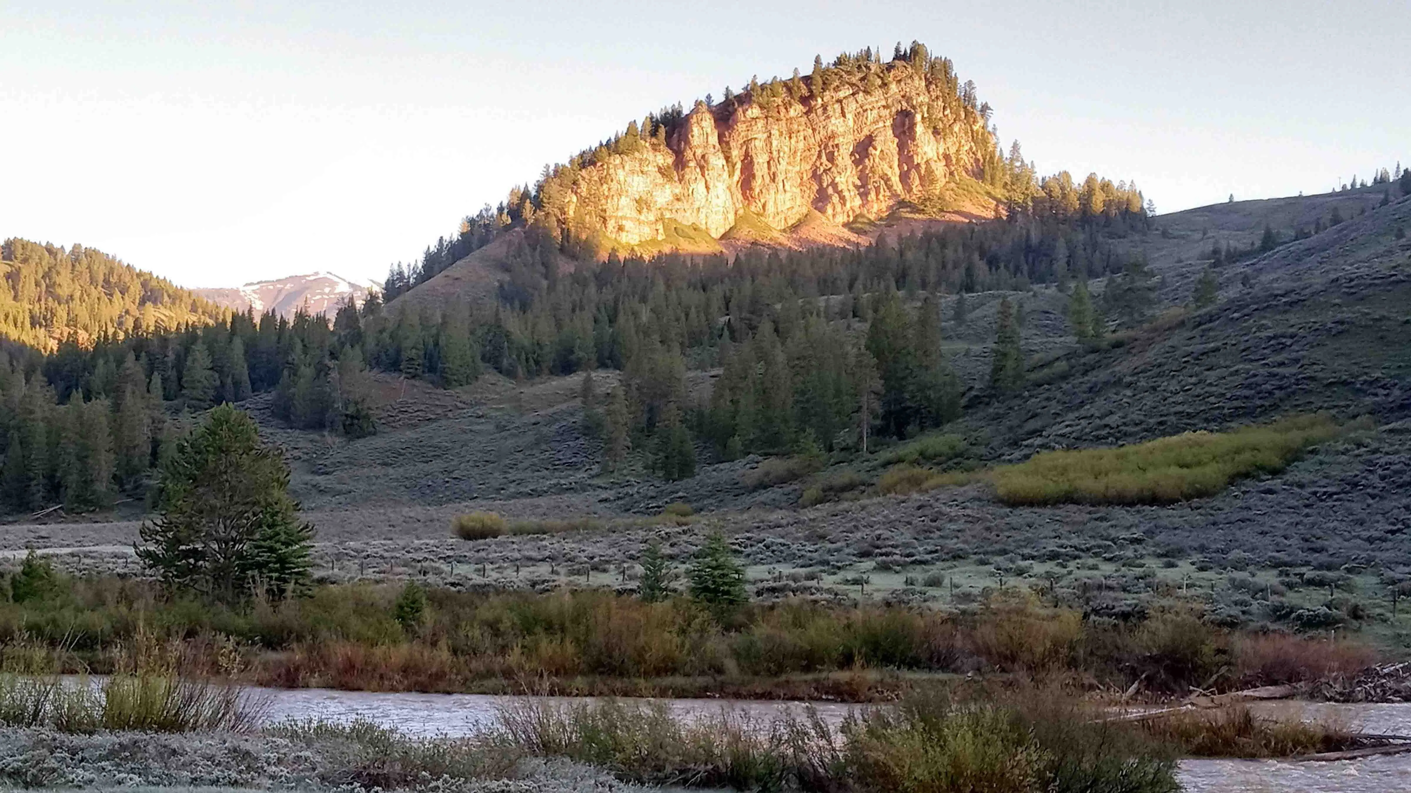 "Frosty morning in Hoback Canyon."