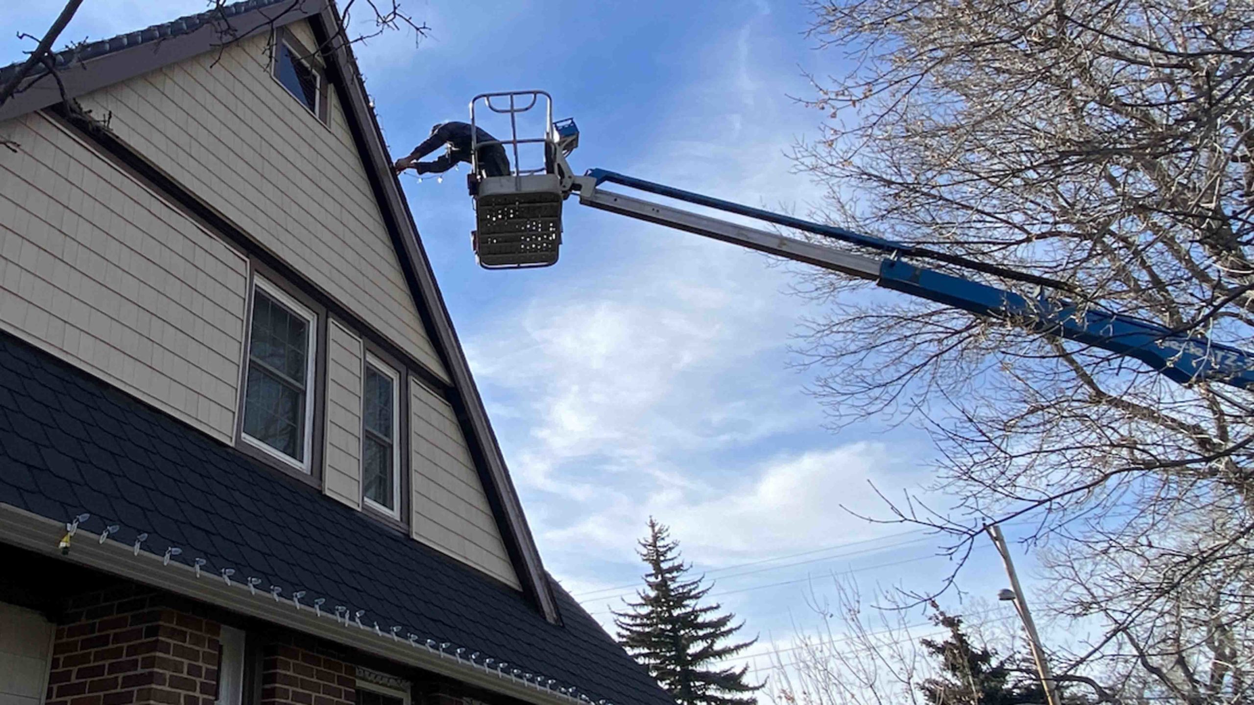 Tom christmas 4 scaled