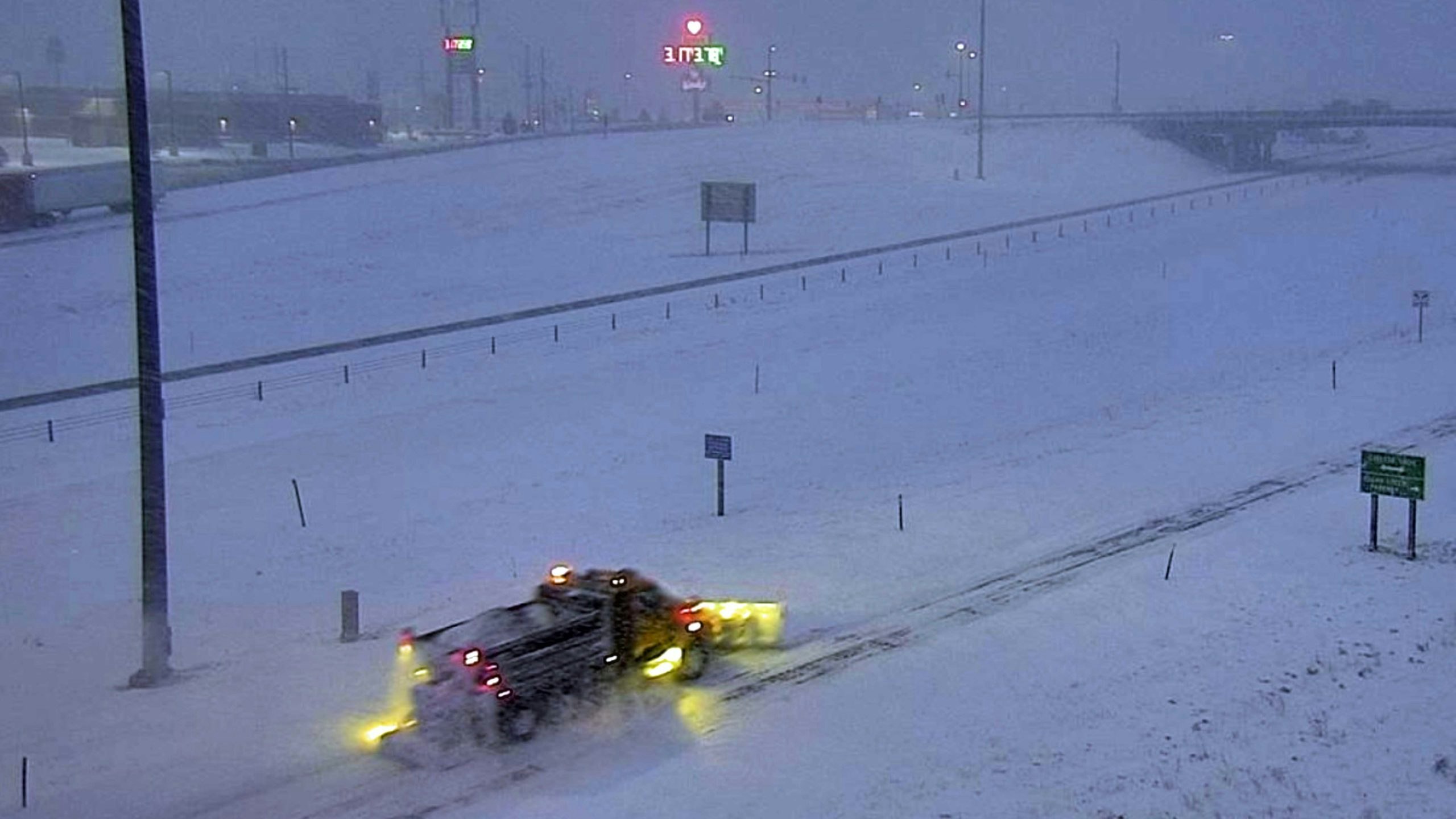 Trucks snow 1 6 22 scaled