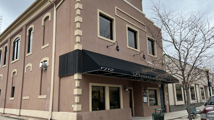 Trump card building 12 20 22