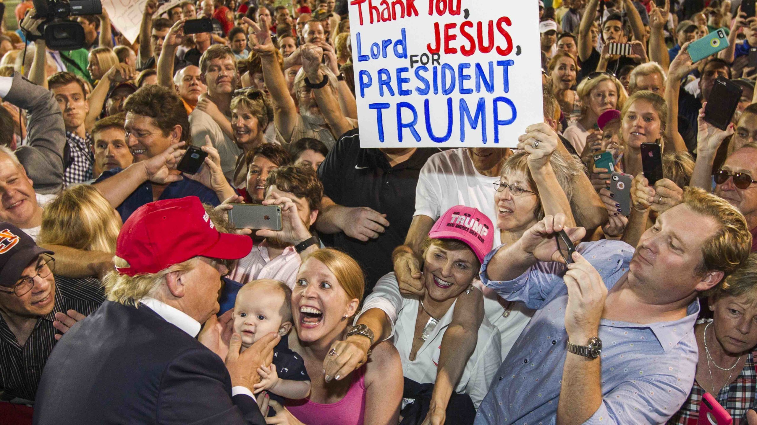 Trump rally sign scaled