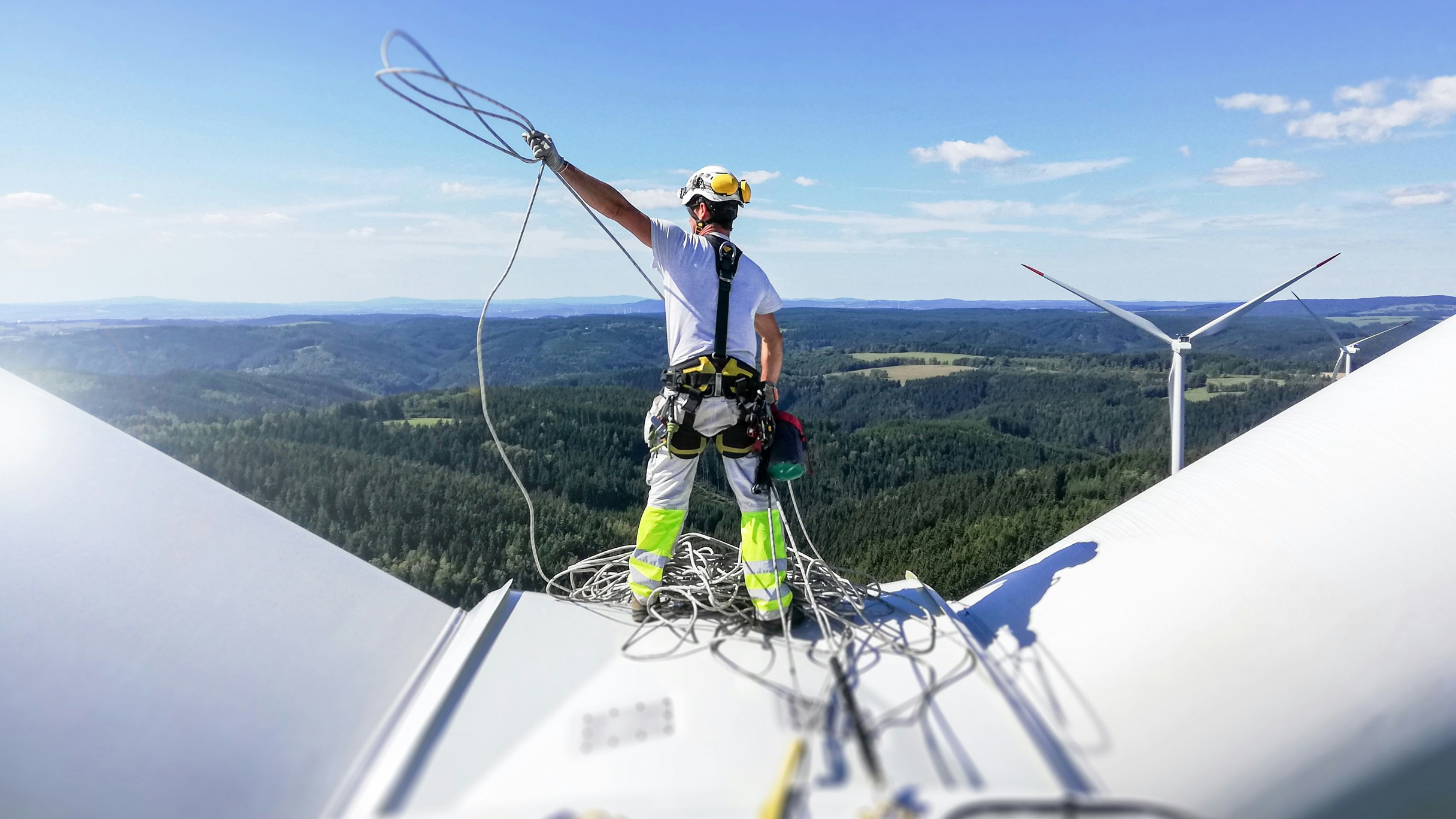 wind-turbine-technician-is-a-high-flying-high-paying-job-if-you-ve-got-the-brains-brawn-and-nerve-your-wyoming-news-source