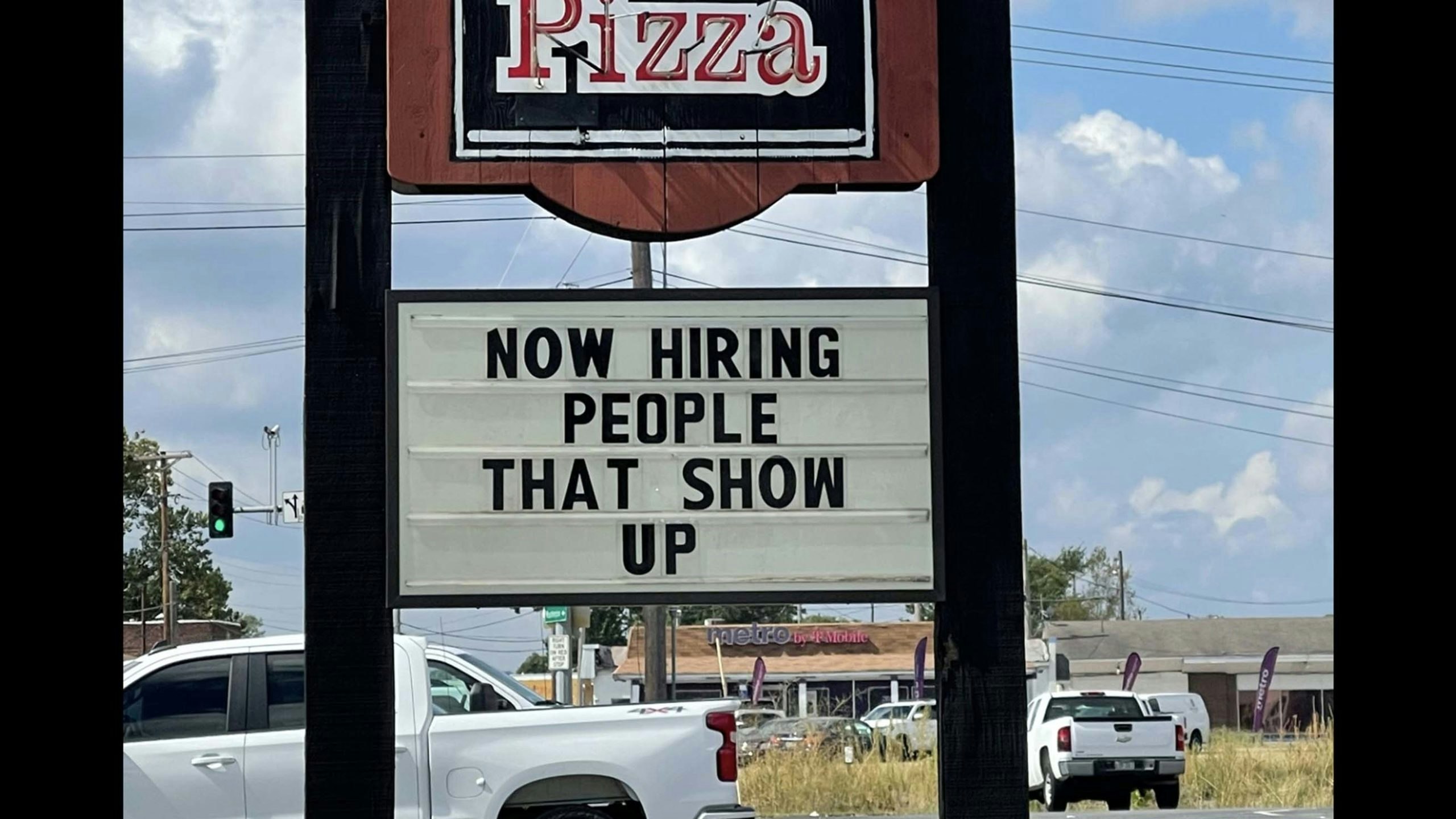 Worker sign 5 11 22 scaled